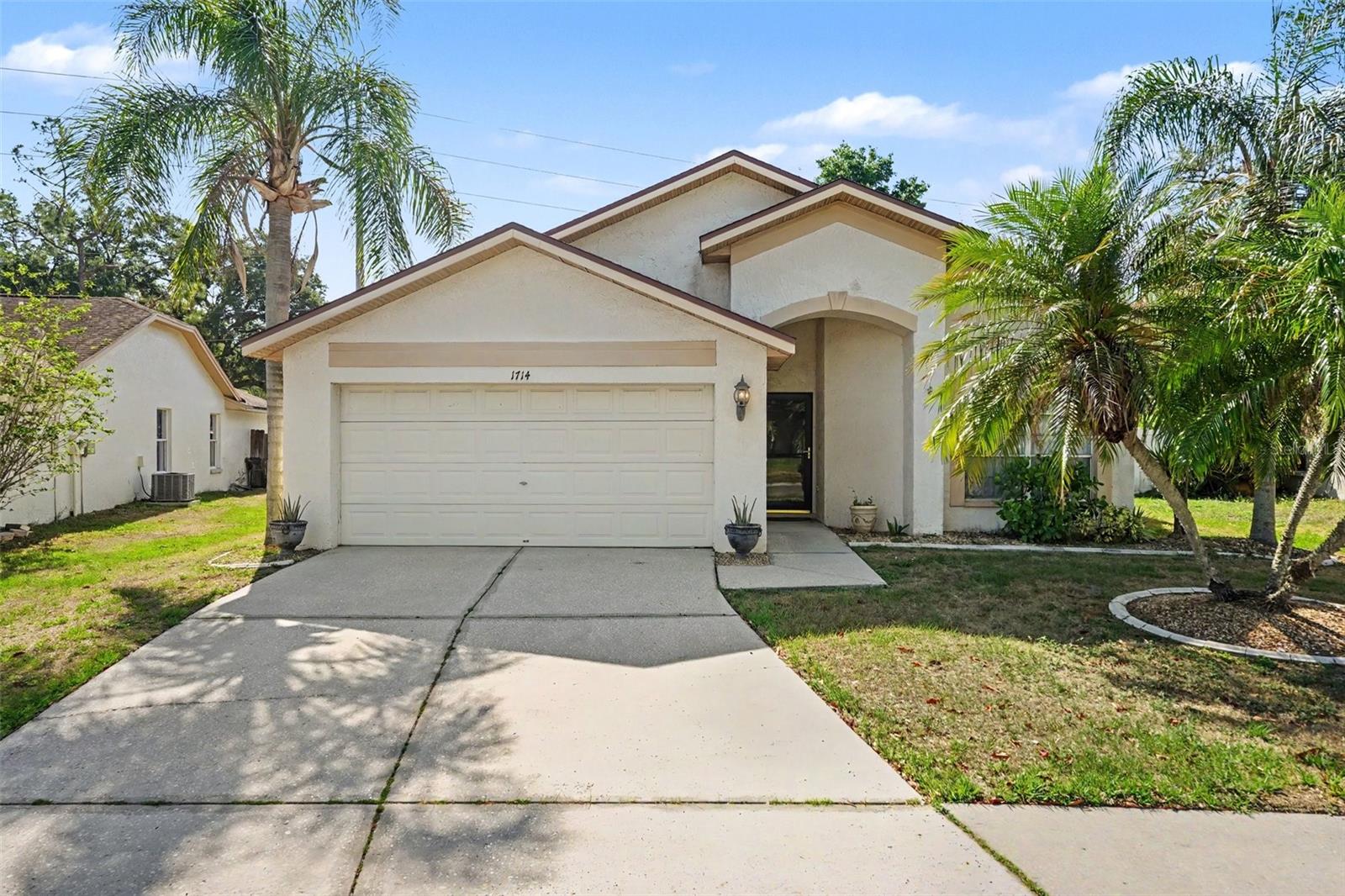 1714 Larabie Ct, FL