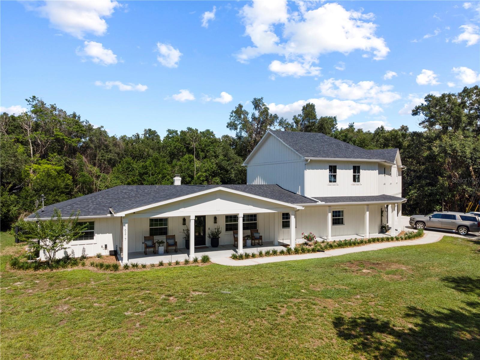16217 Lake Johns Cir, FL