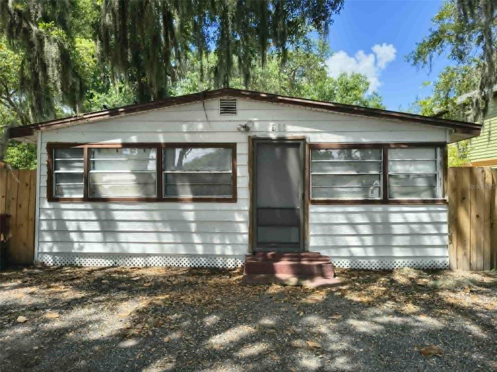 611 Short St, FL