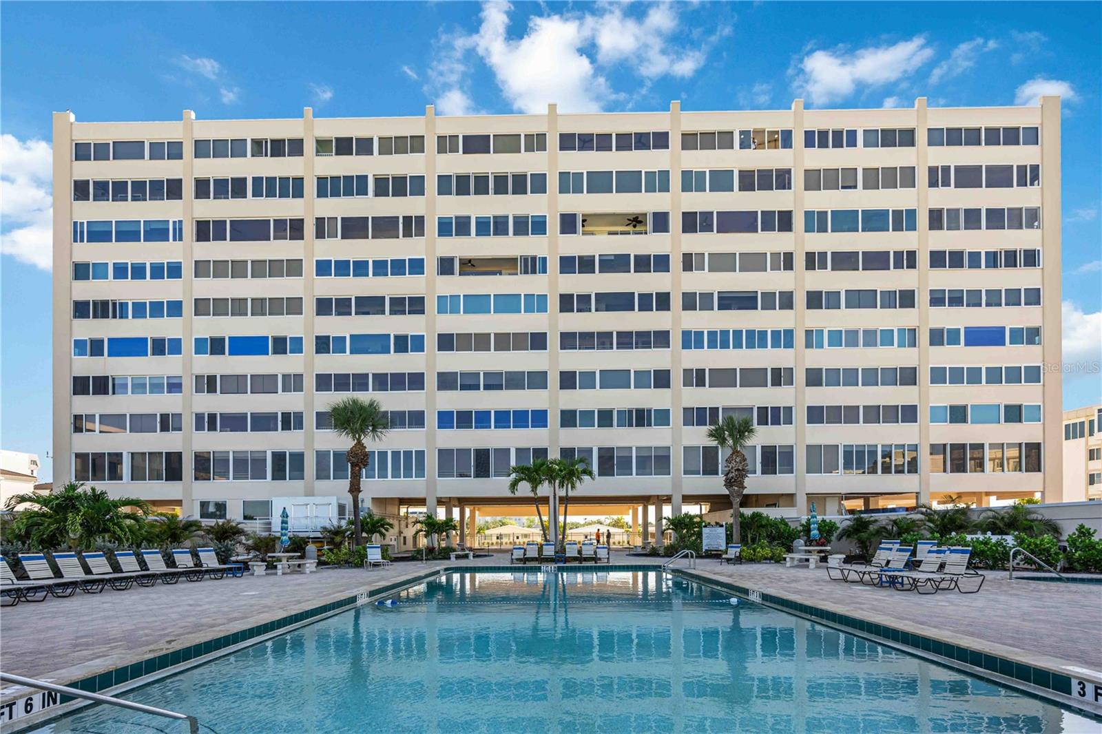 6140 Midnight Pass Rd #606, FL