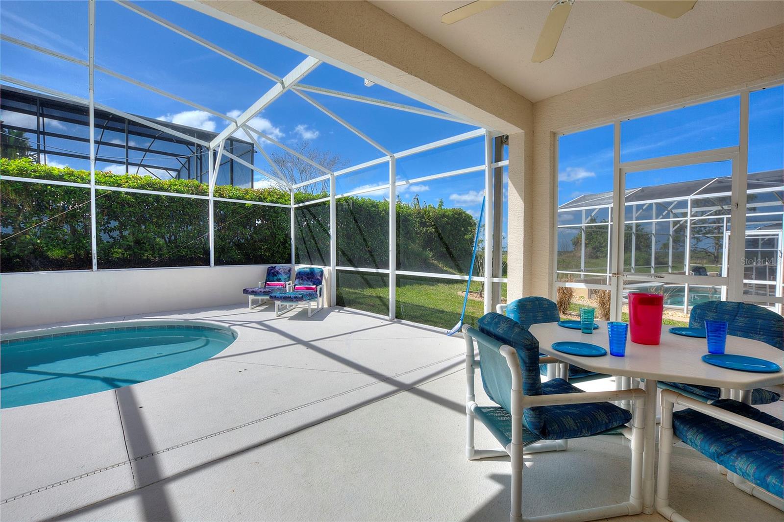 556 Bonville Drive, FL