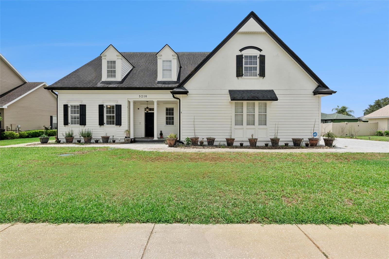 5210 Hammock Cir, FL