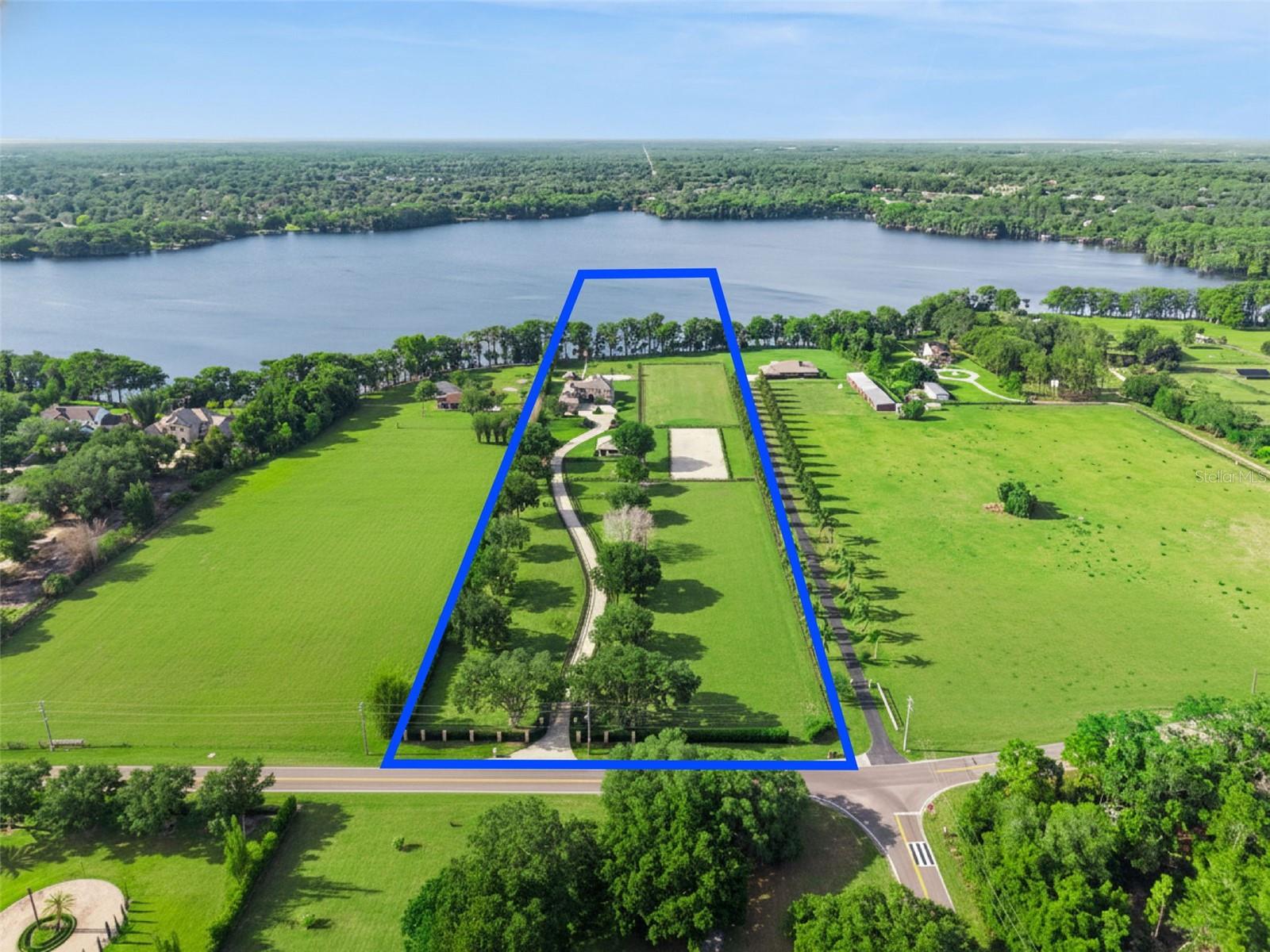 000 Lake Mills Rd, FL