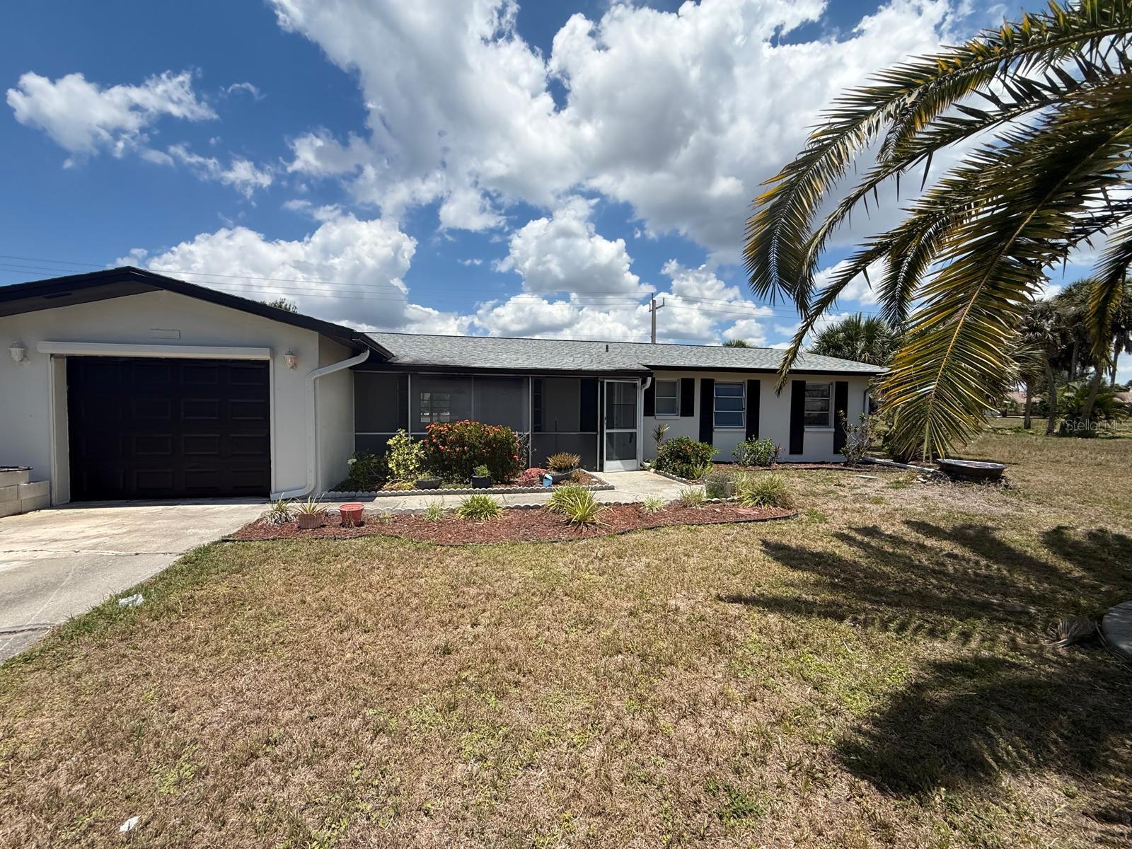 239 Annapolis Lane, FL
