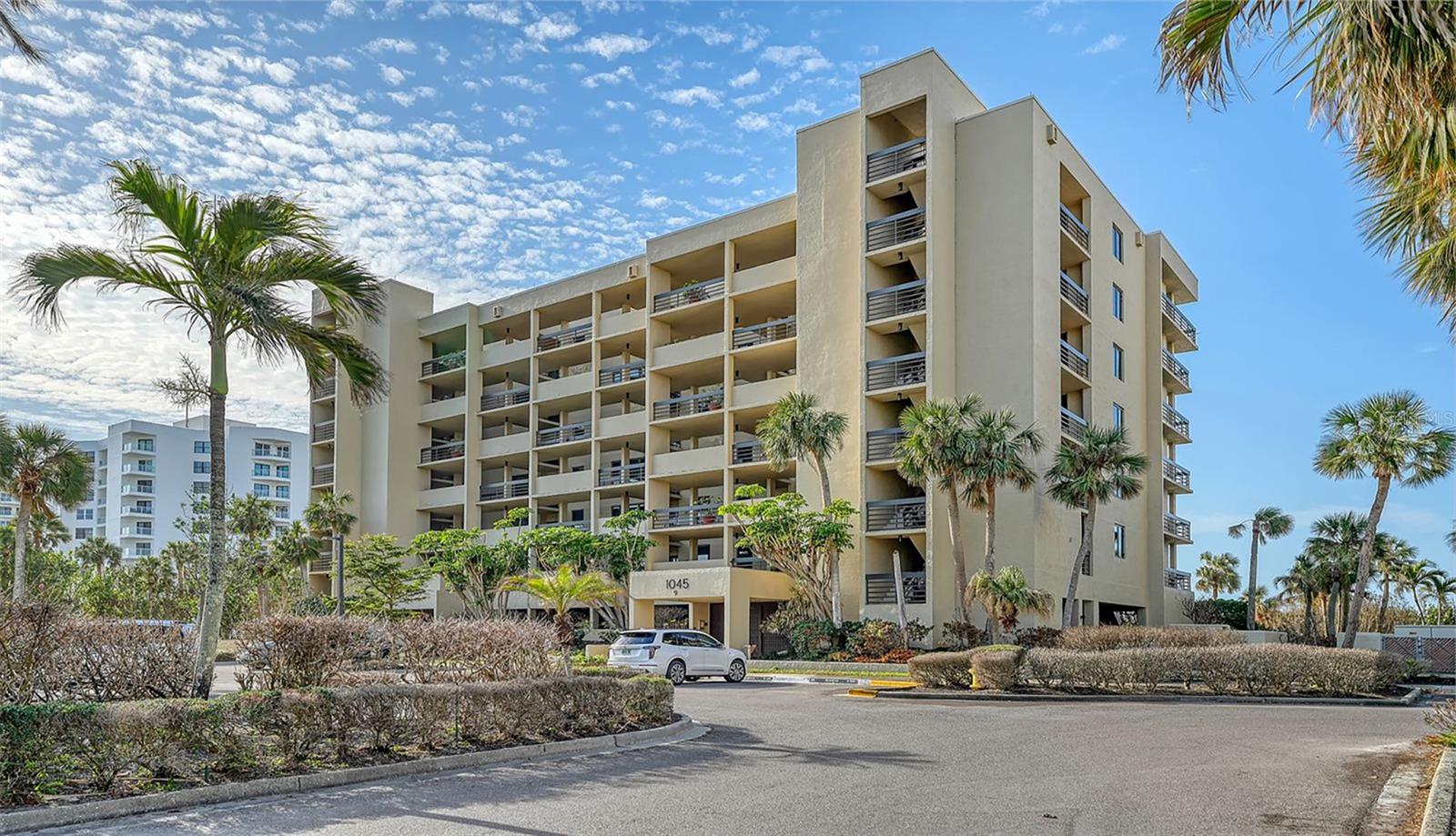 1045 Gulf Of Mexico Dr #301, FL