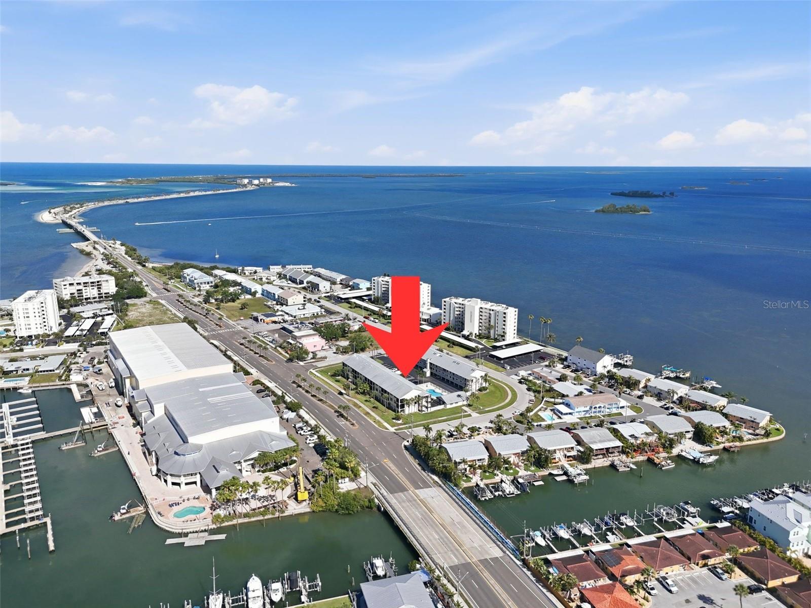 340 Causeway Boulevard, FL