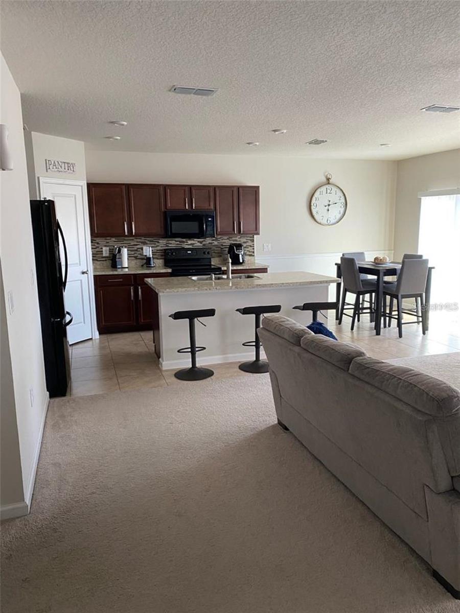 372 Rooks Loop, FL