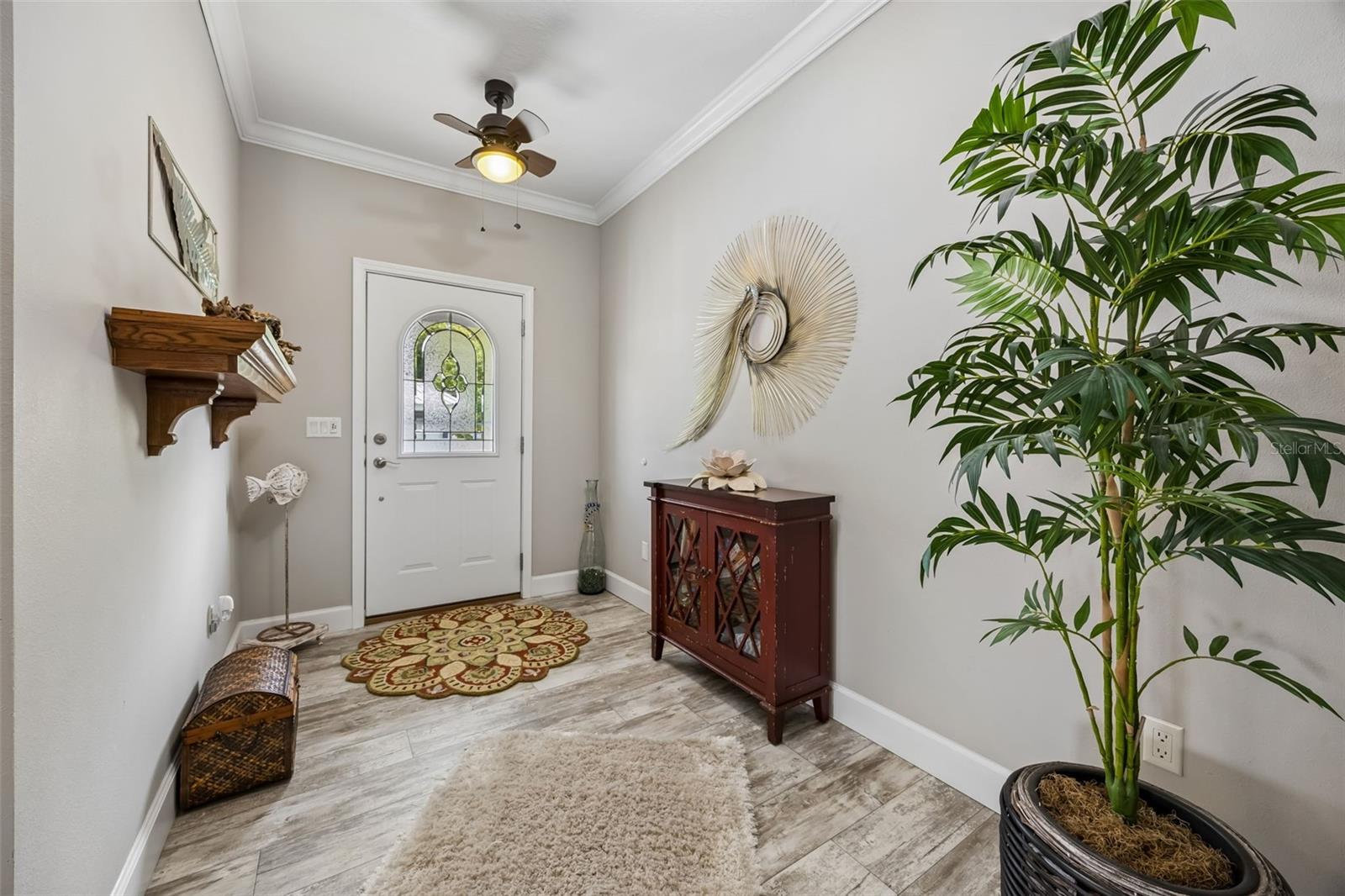 329 Paradise Circle, FL