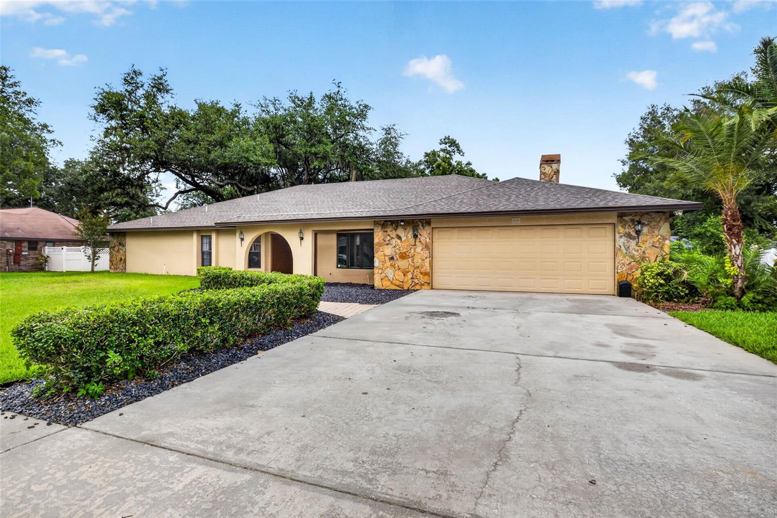 11004 Theresa Arbor Drive, FL