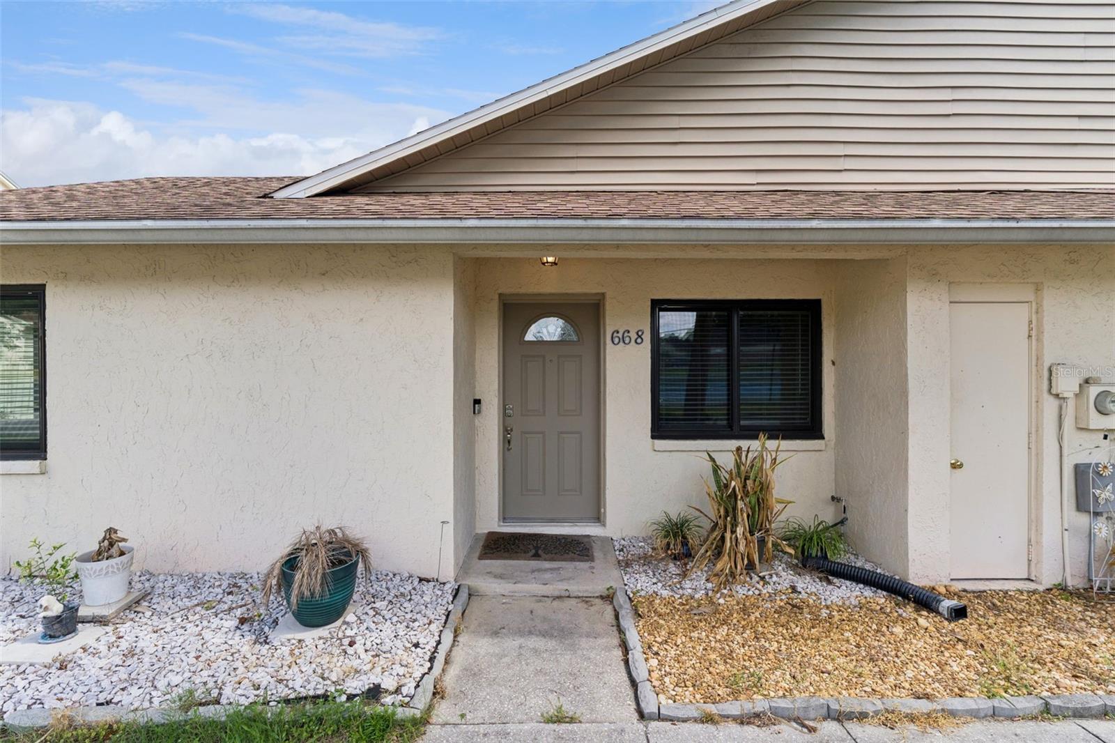 668 Olympic Dr #1, FL