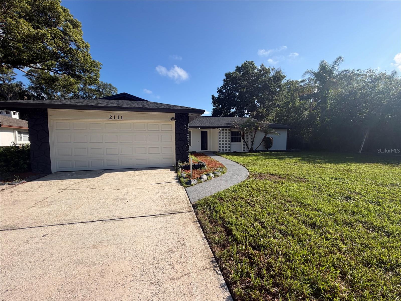 2111 Kewannee Trl, FL