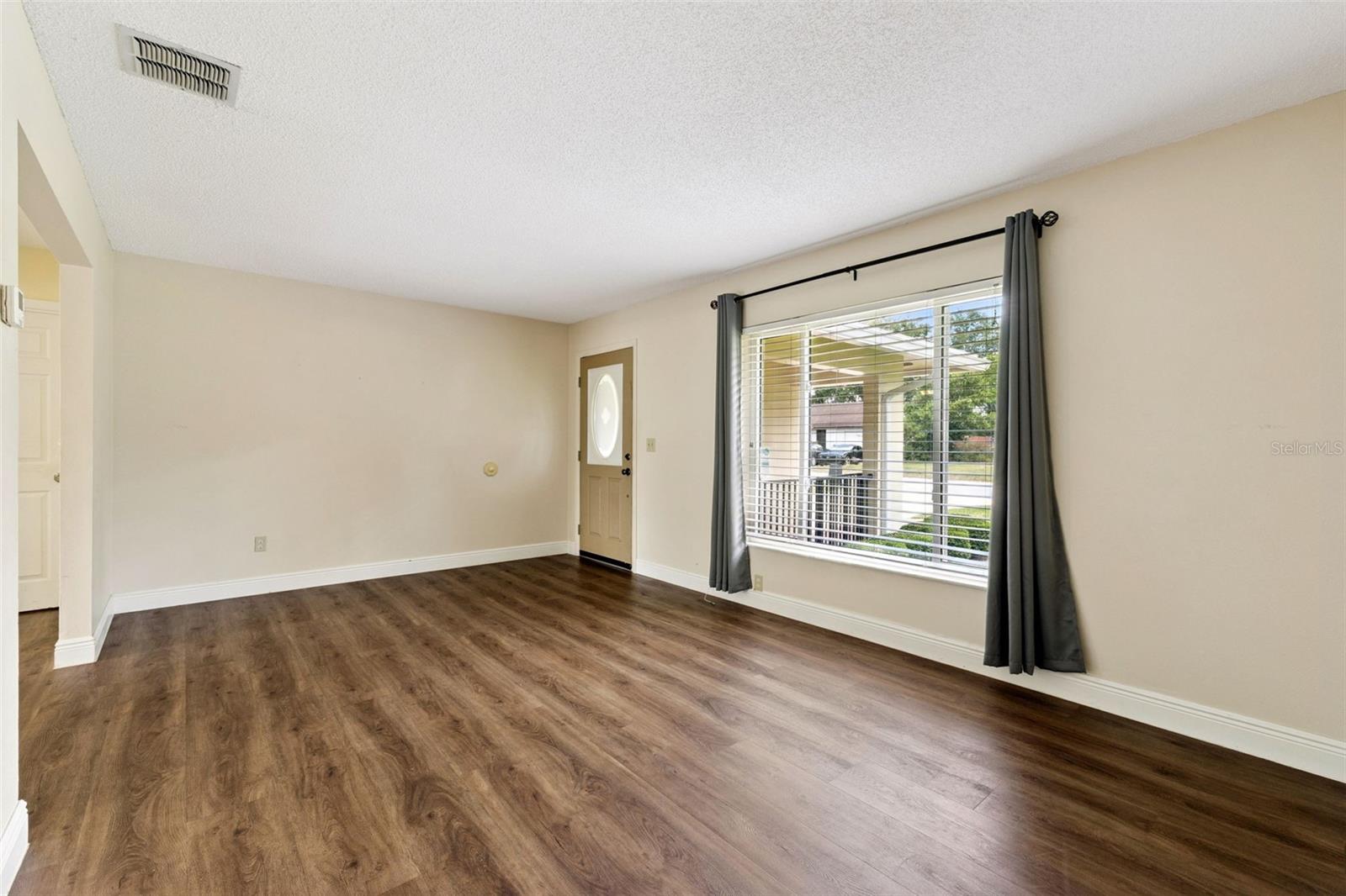 119 Meadowfield Lane, FL