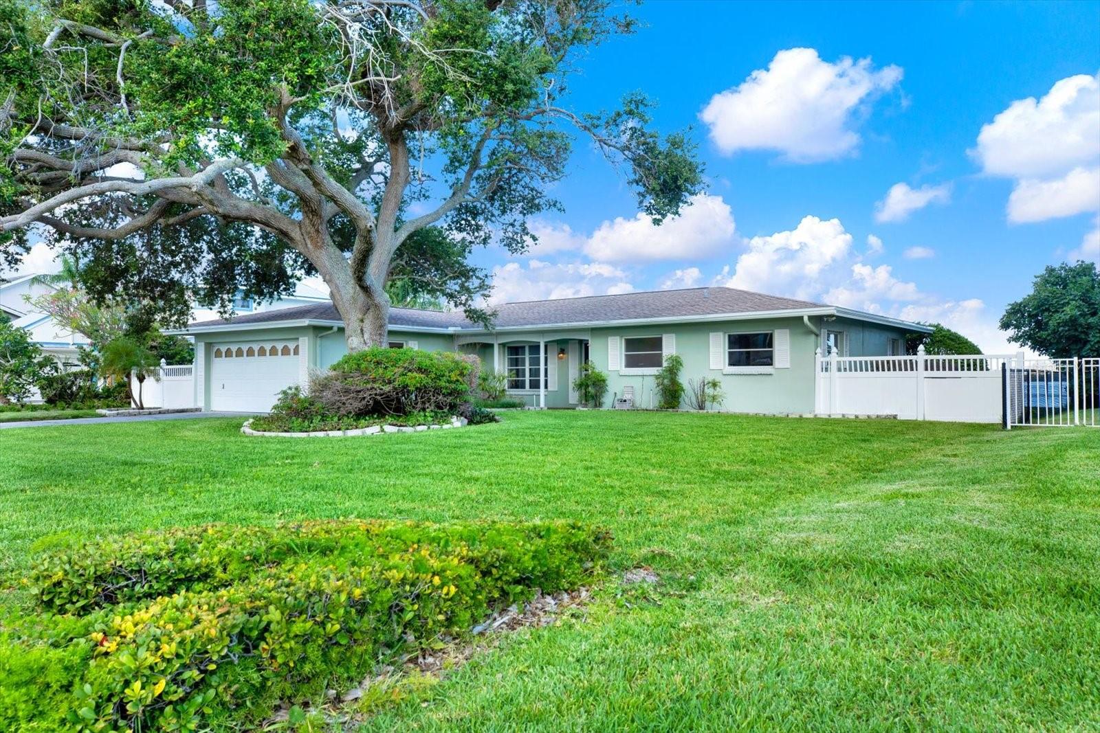 218 Driftwood Lane, FL
