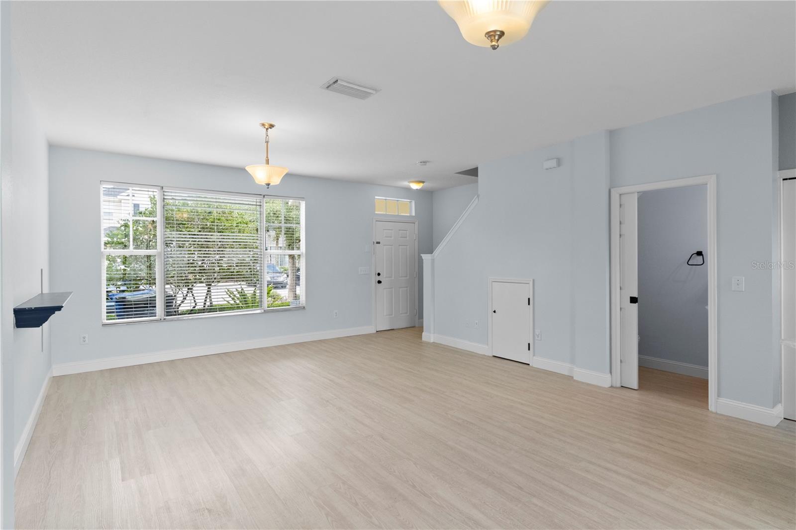 12294 Country White Circle, FL
