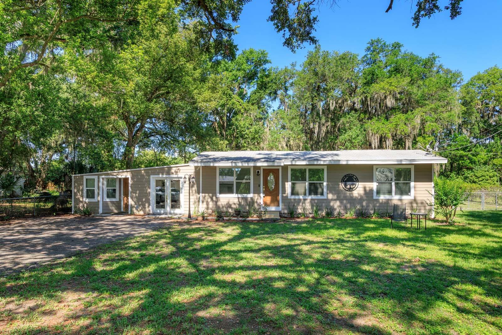 2820 Magnolia Ave, FL