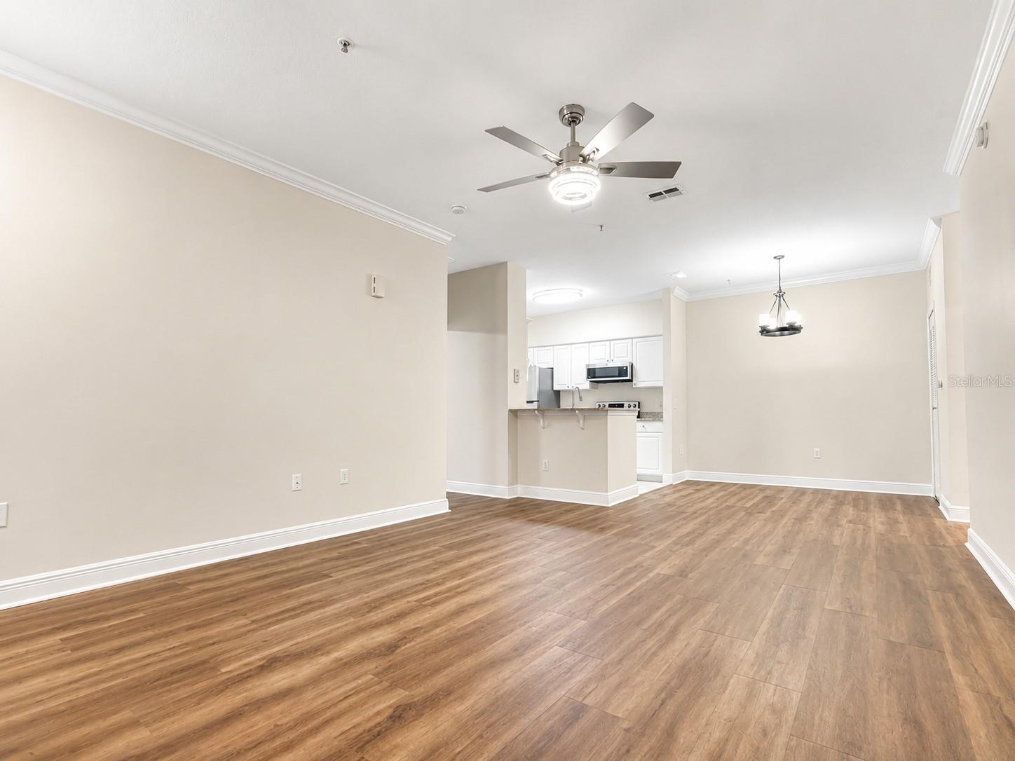430 Southern Pecan Circle, FL