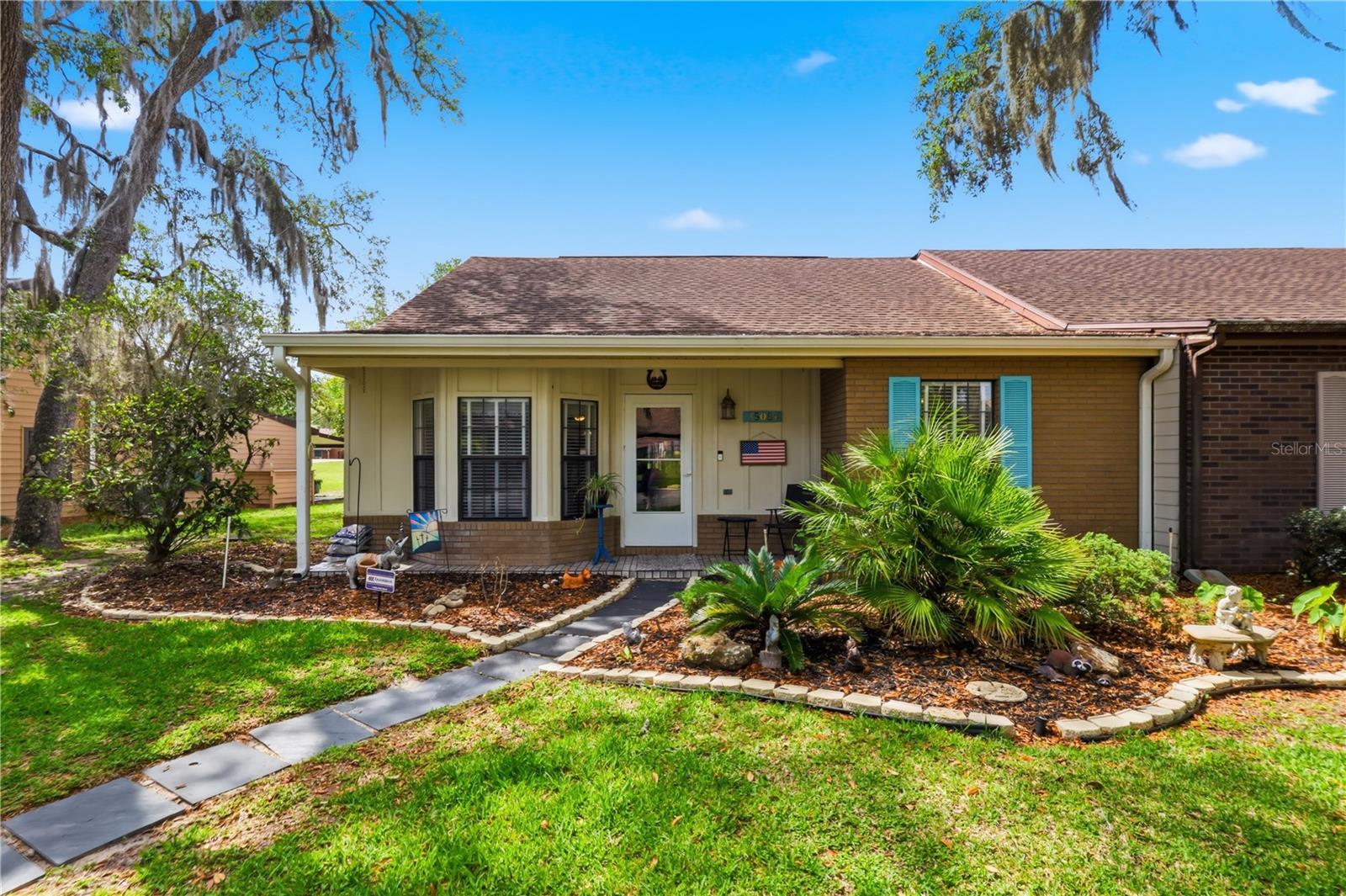 35086 Whispering Oaks Boulevard, FL