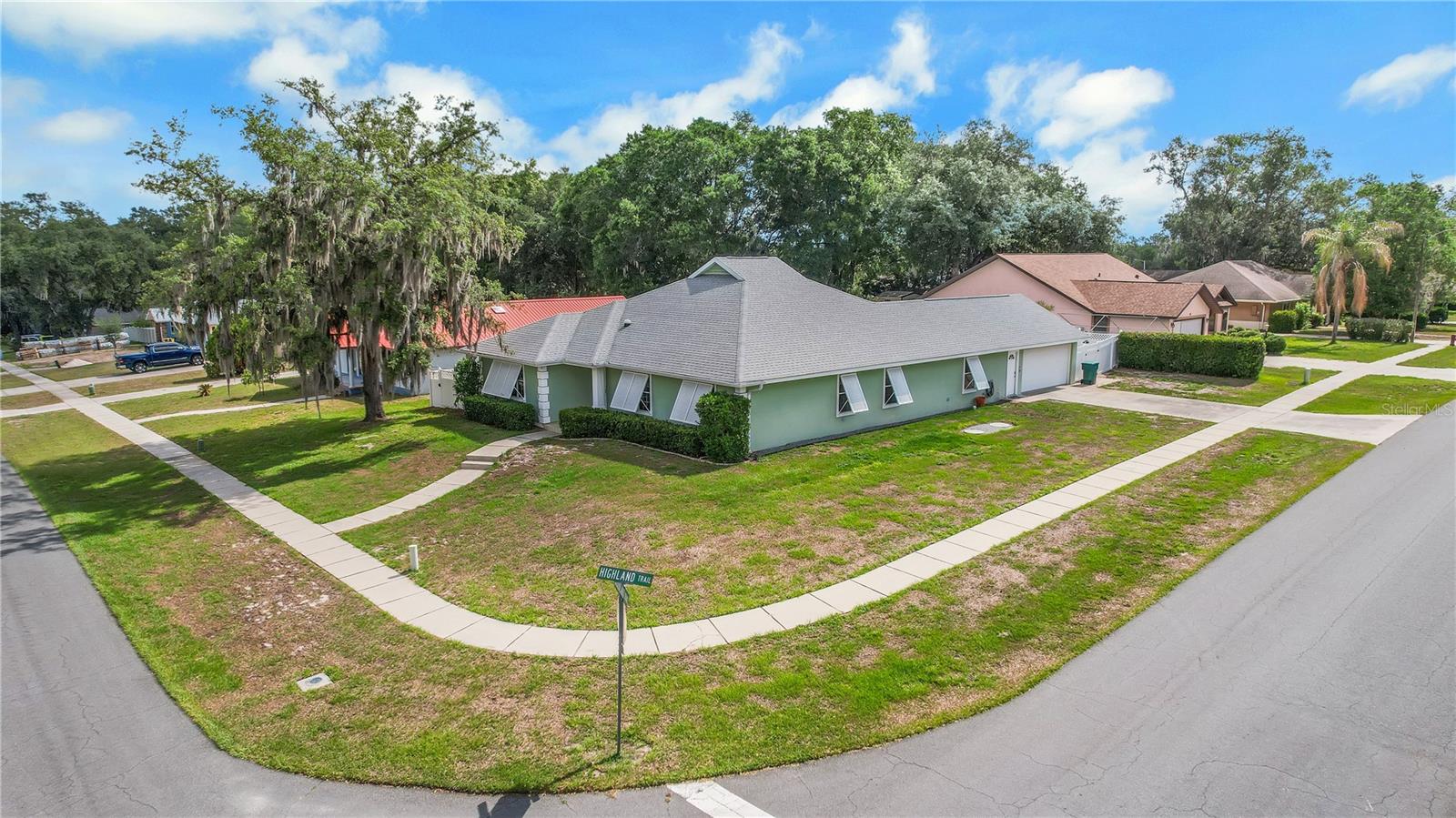 317 Woodland Trail, FL