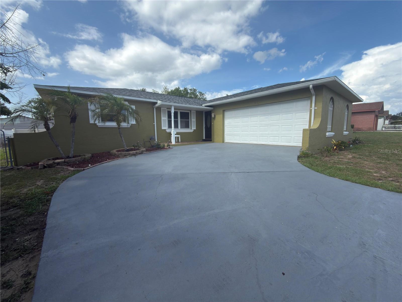 1213 Croydonwood Cir, FL