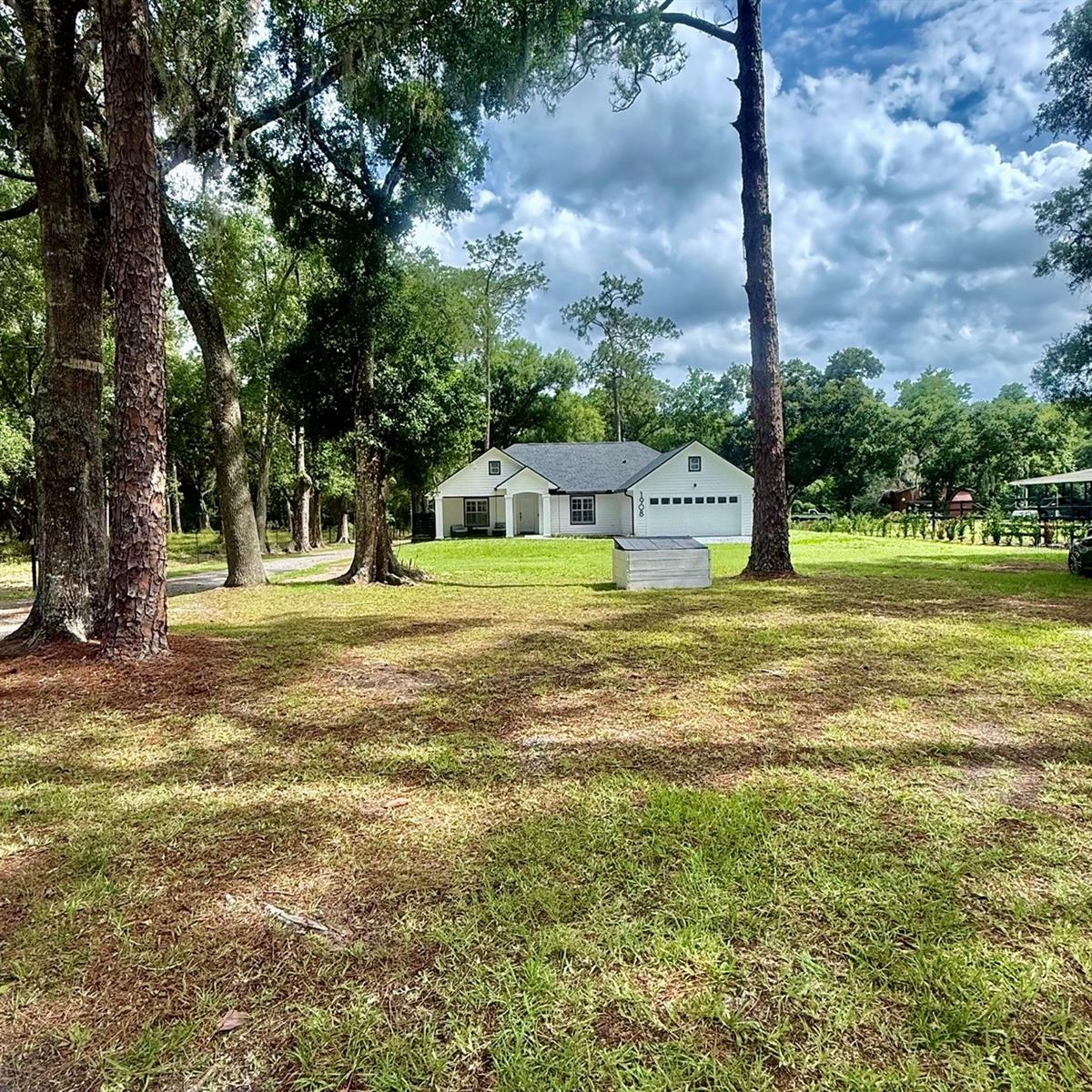 1908 W Socrum Loop Rd, FL