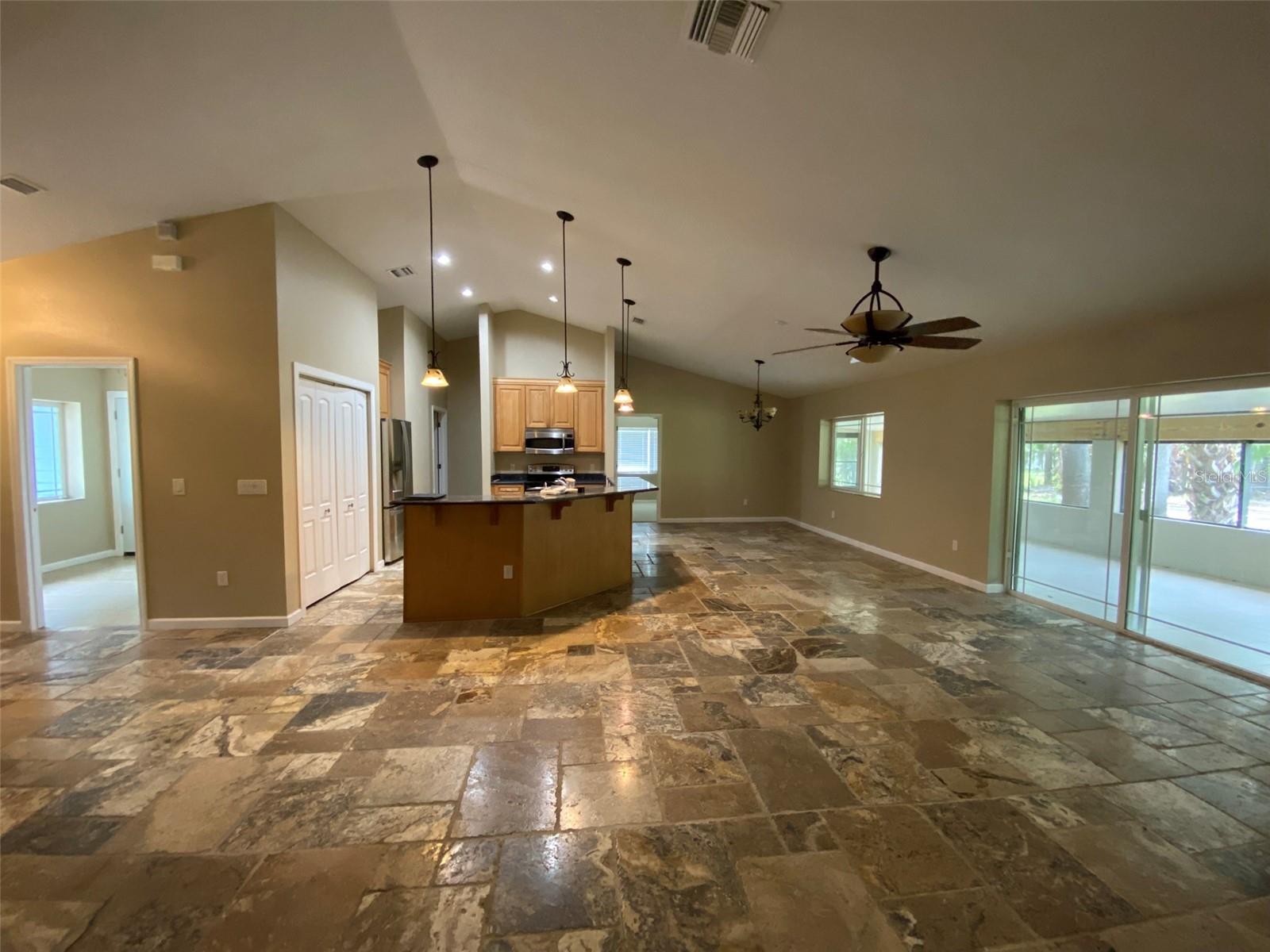 1800 County Road 426, FL