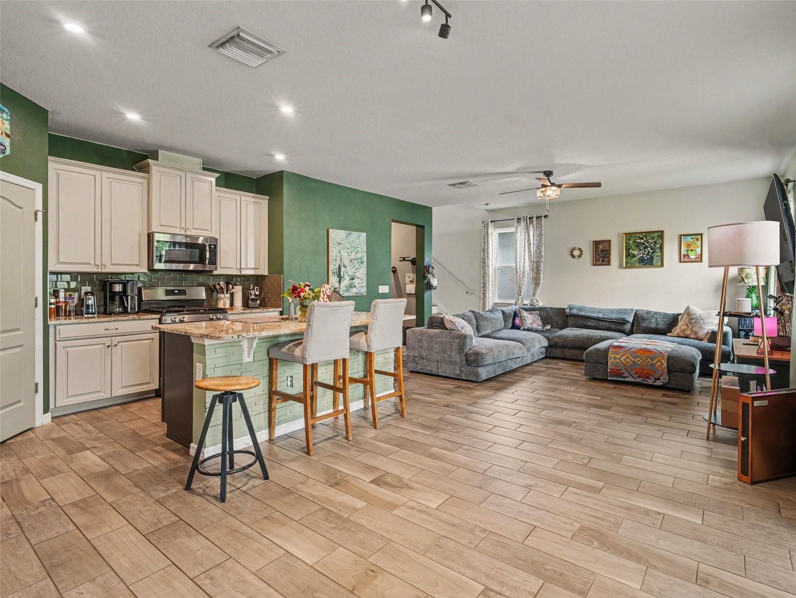 11609 Fringetree Court, FL