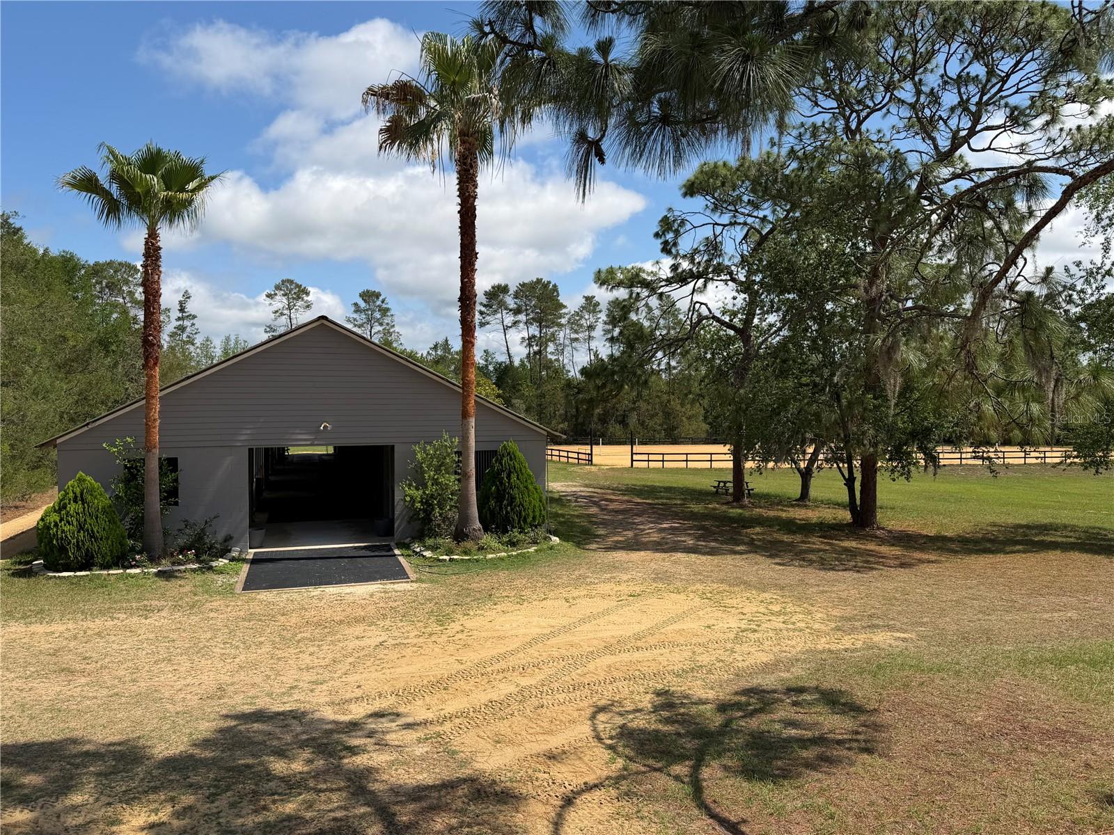 4251 Ne 136th Ave, FL