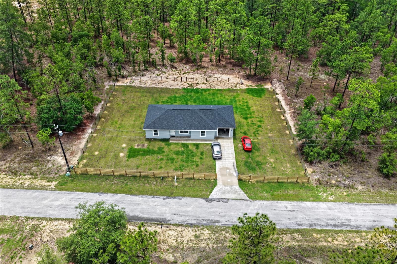 452 Nw Crocus Ln, FL