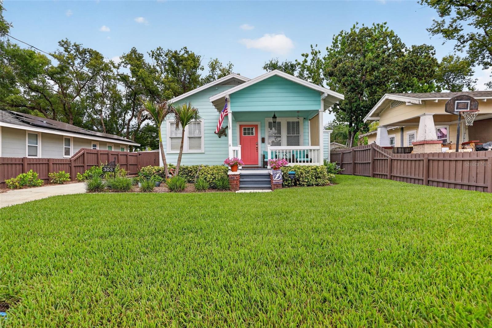 303 North Street, FL