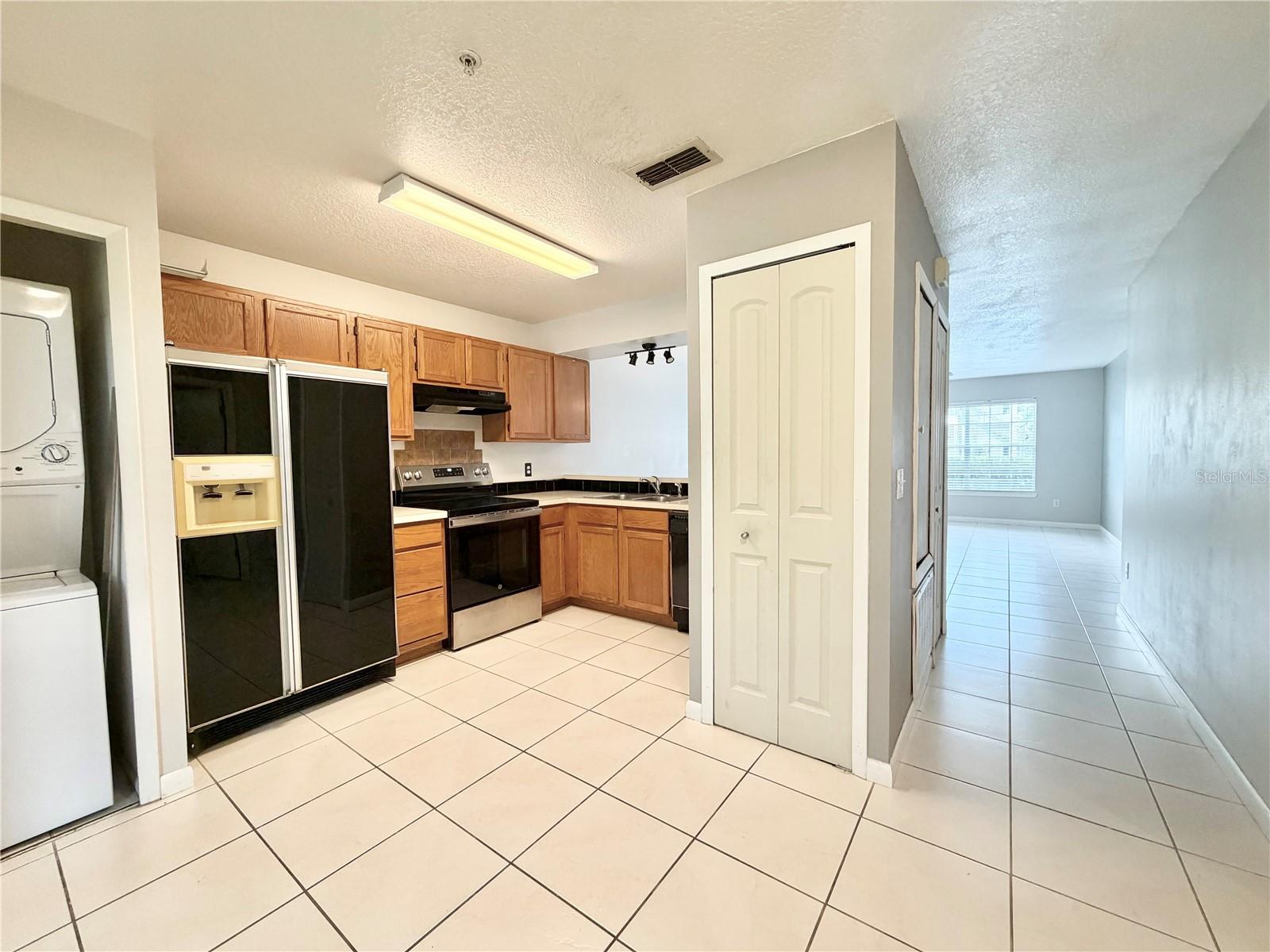 144 Reserve Circle, FL