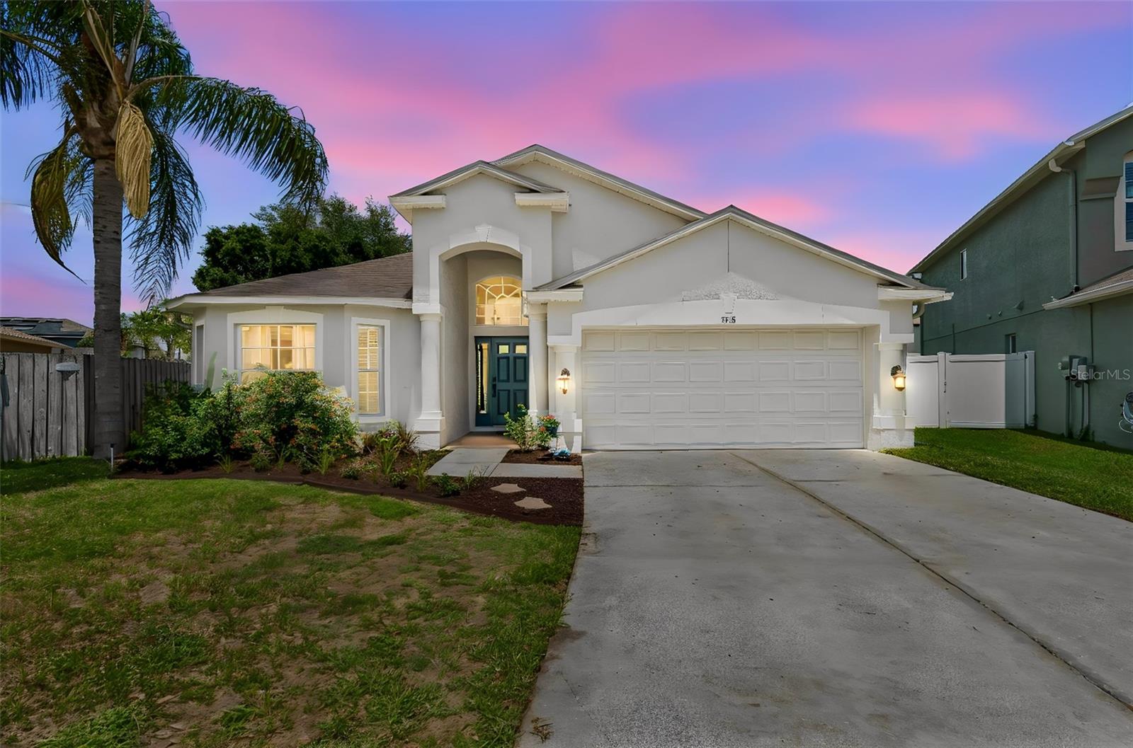 3318 Clover Blossom Cir, FL