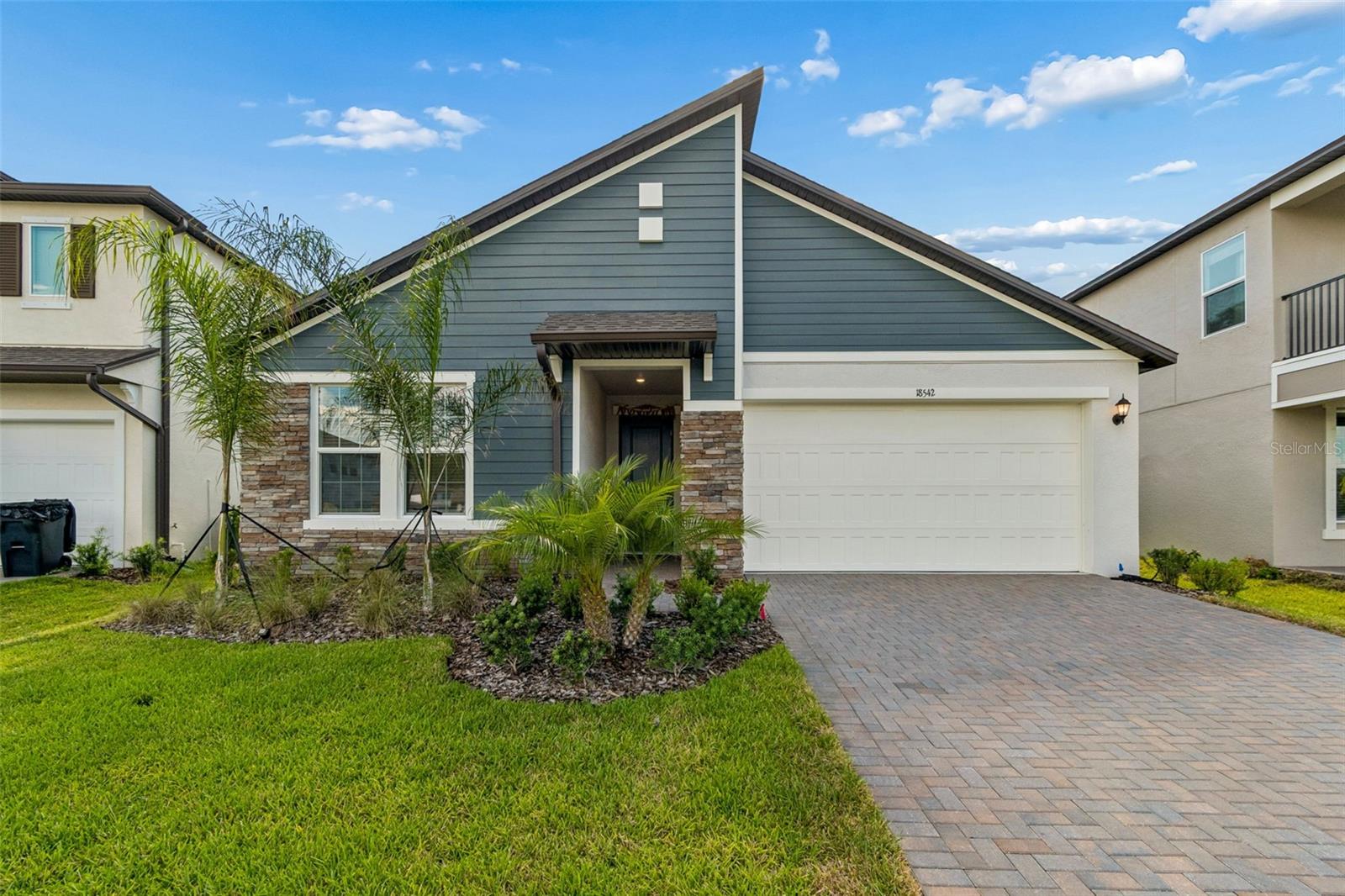 18542 Serene Lake Loop, FL