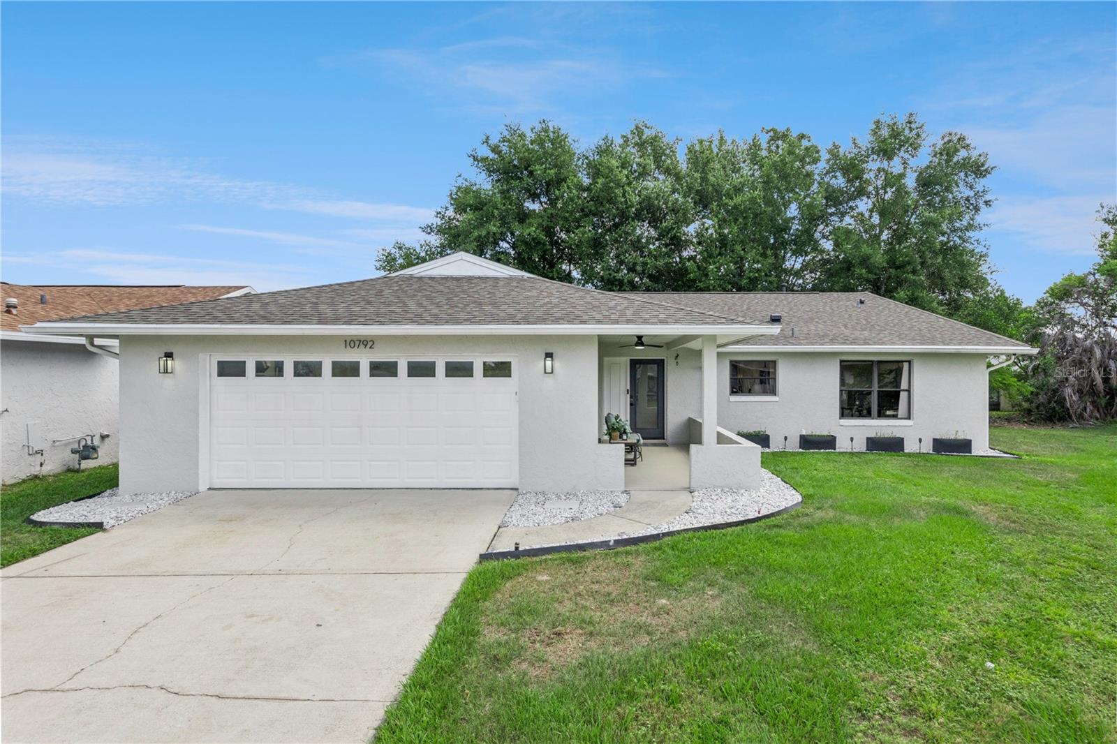 10792 Lazy Lake Drive, FL