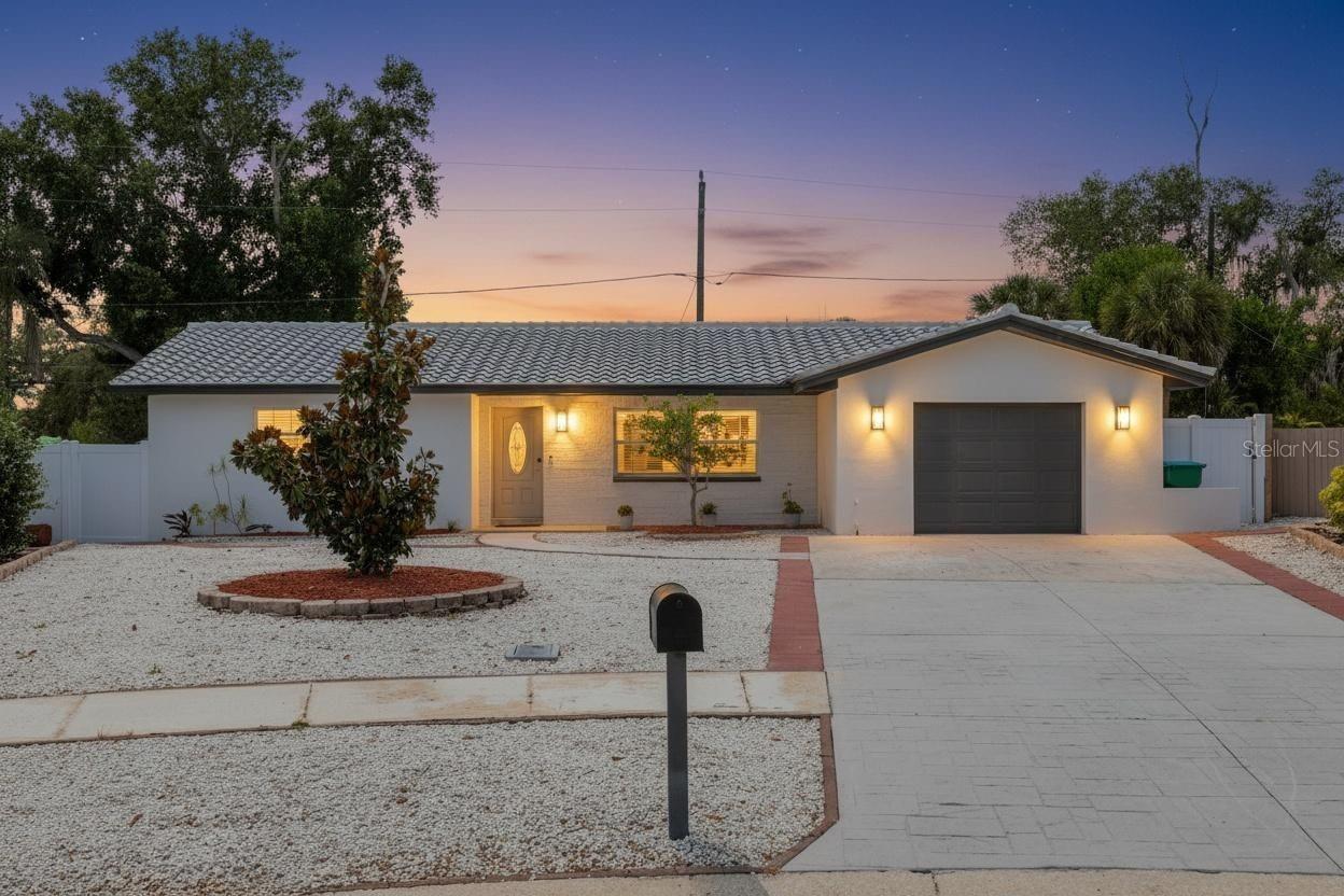 5576 Williamsdale Court, FL