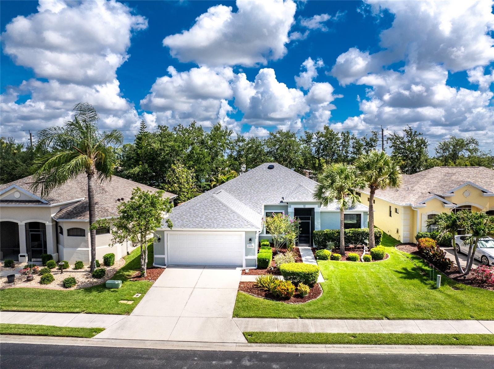 24416 Lakeview Pl, FL