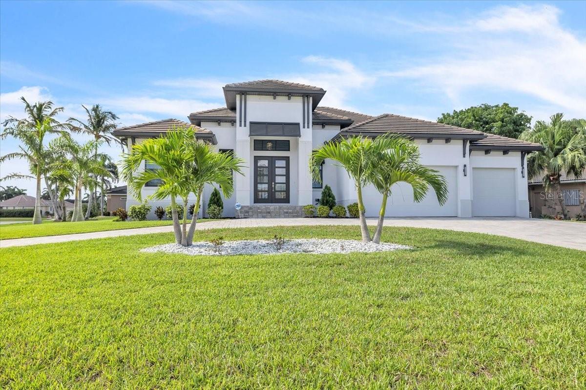 1323 Penguin Ct, FL