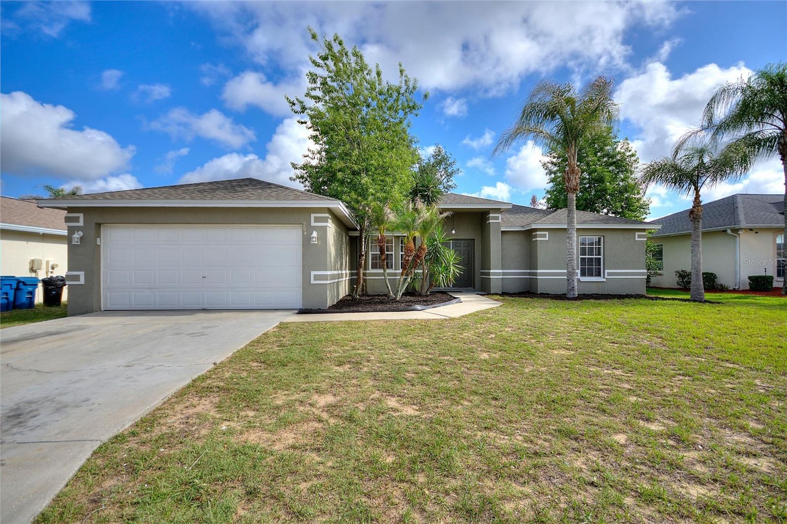 206 Windridge St, FL