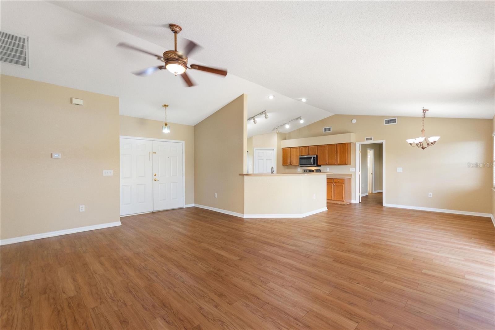 206 Windridge Street, FL