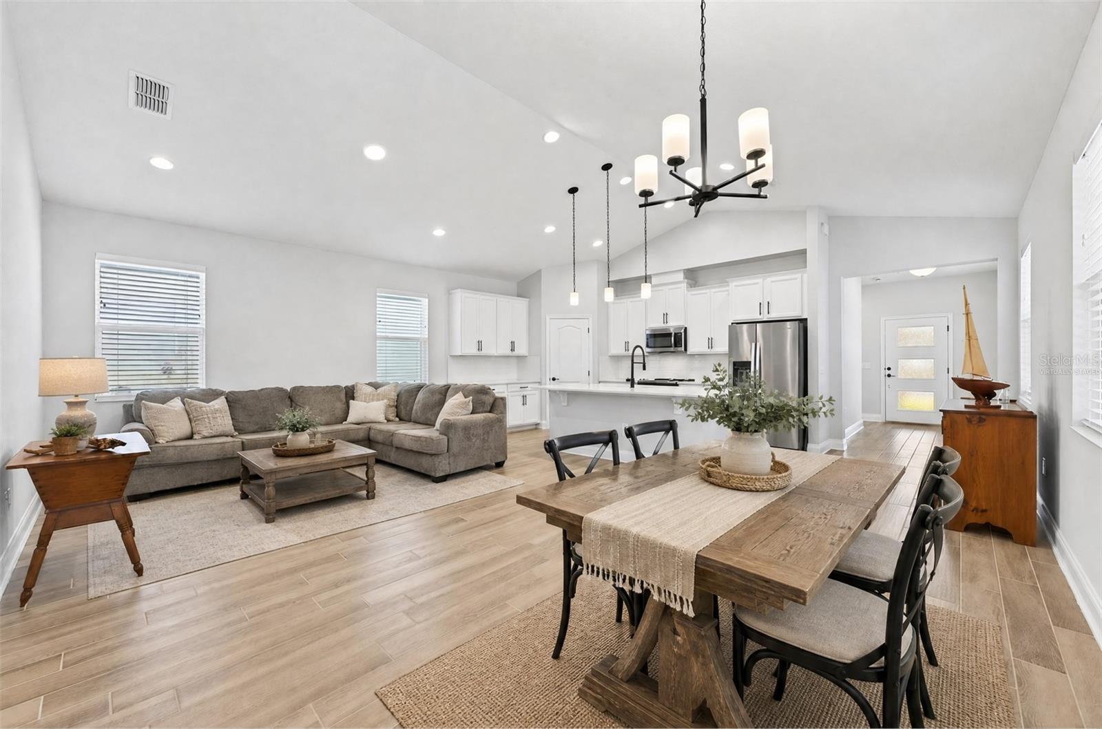 606 Dogfish Lane, FL