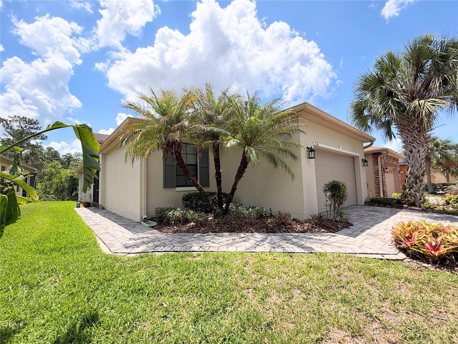 716 Grand Canal Dr, FL