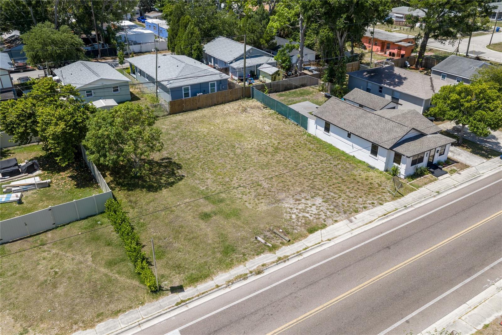 15th Ave S, FL