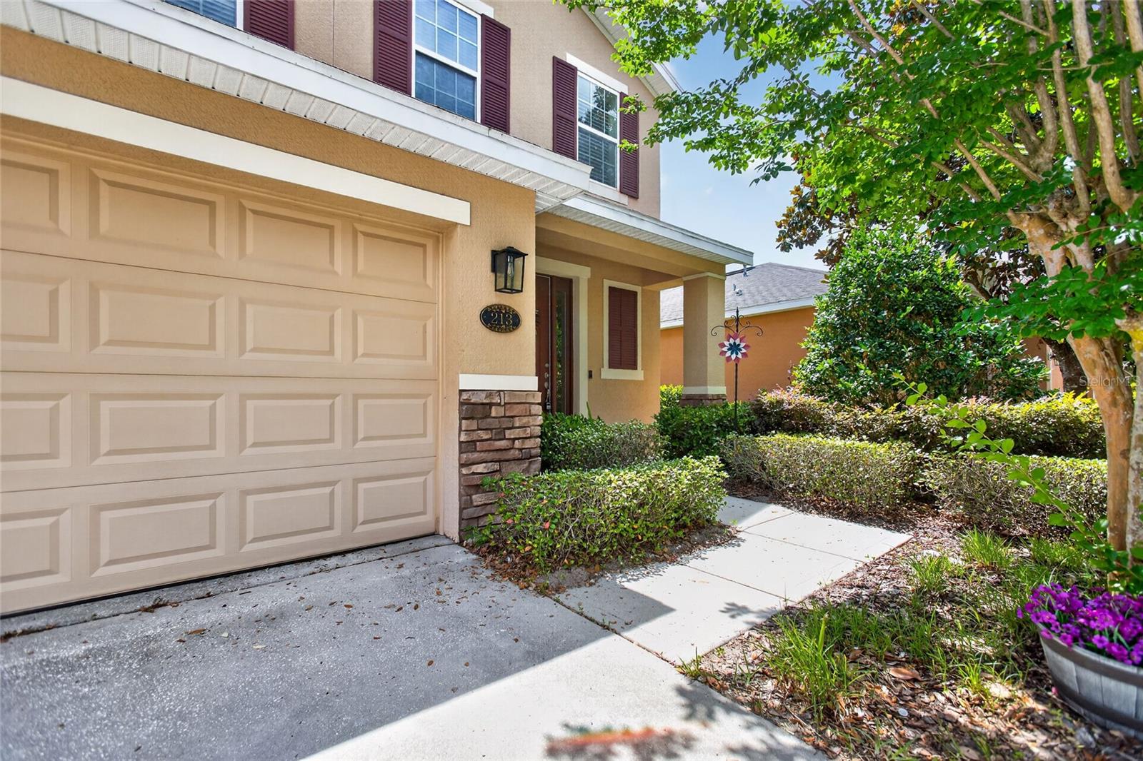 213 Victoria Trails Boulevard, FL
