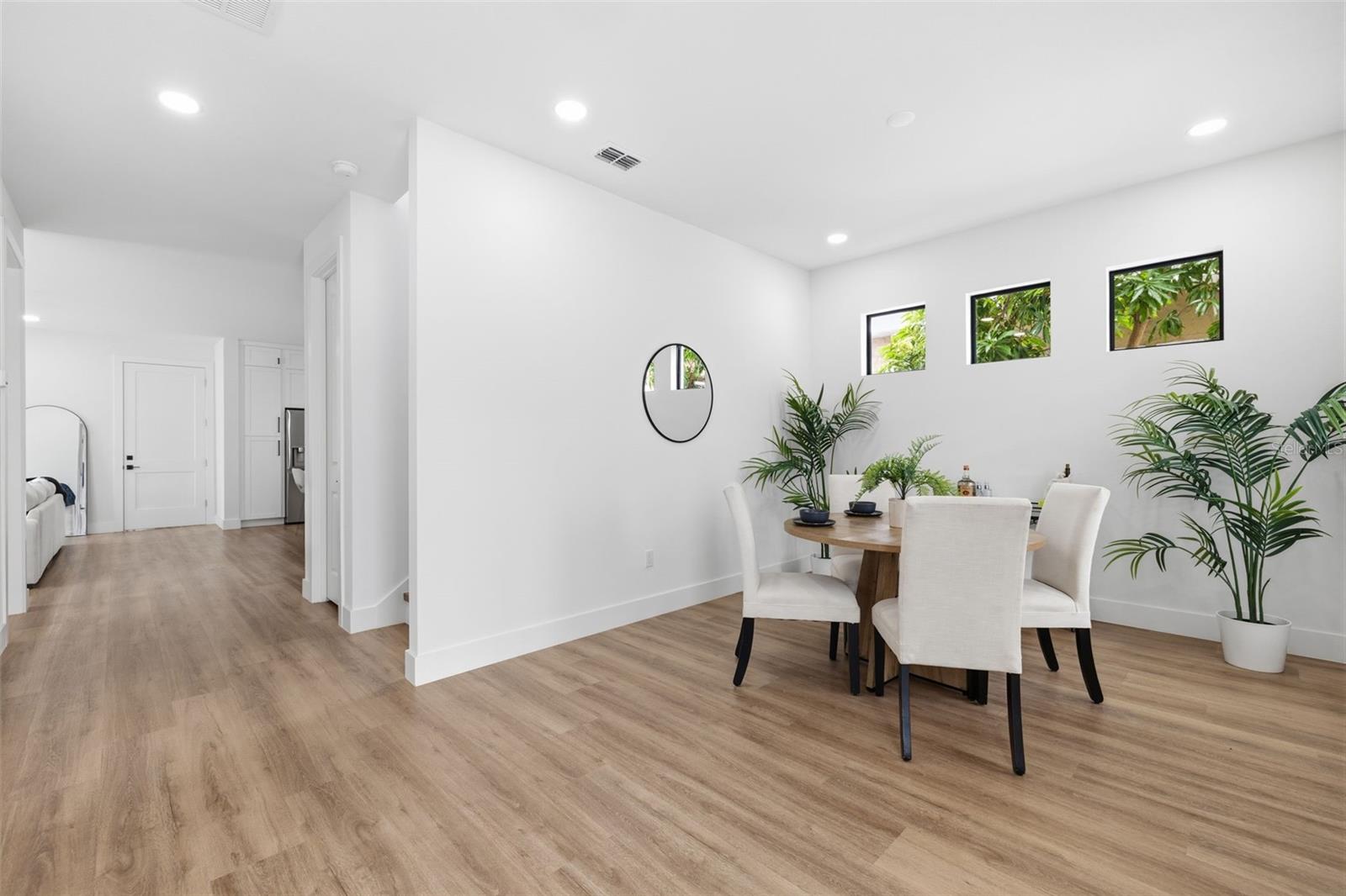 2328 La Salle Street, FL