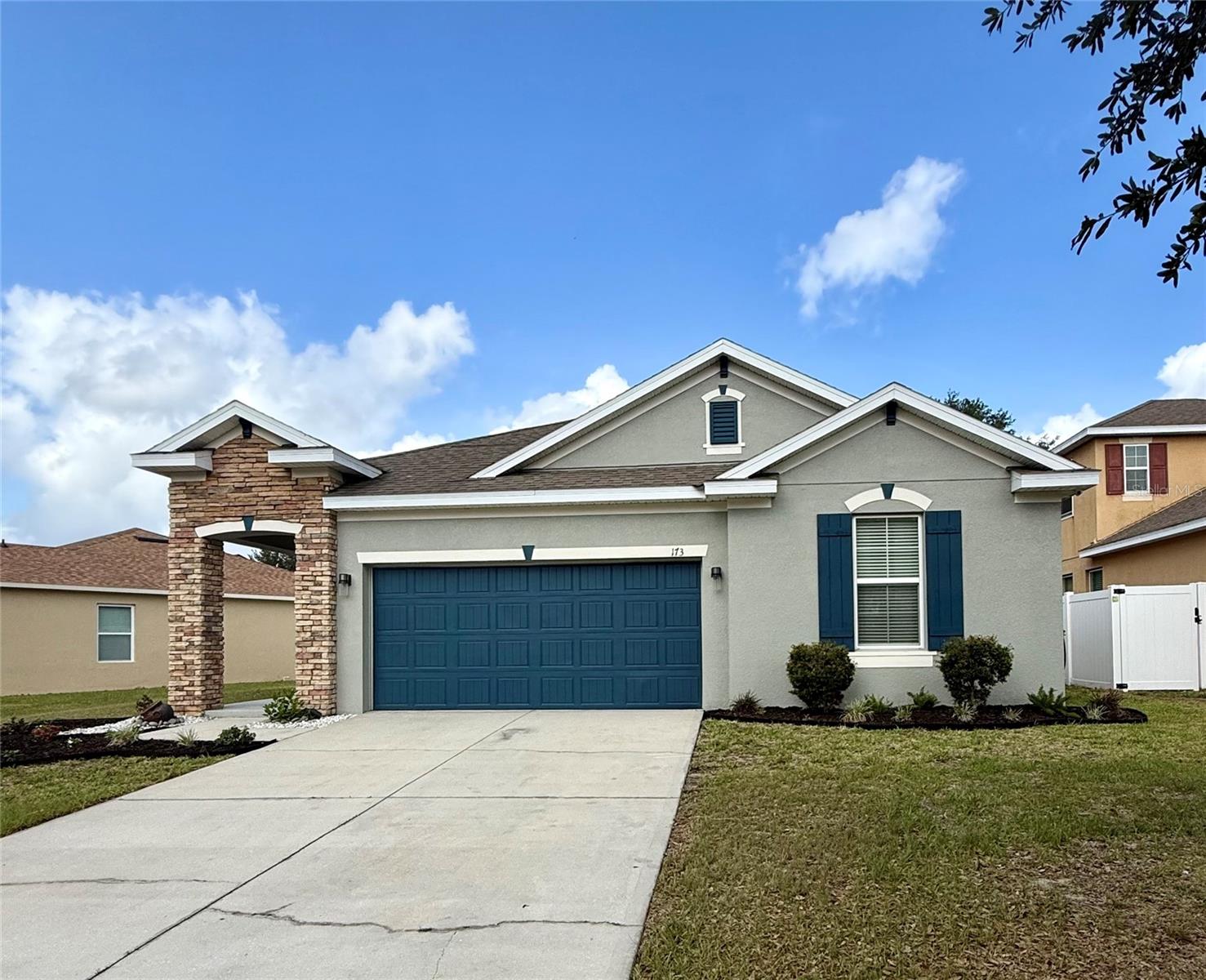 173 Tracy Circle, FL