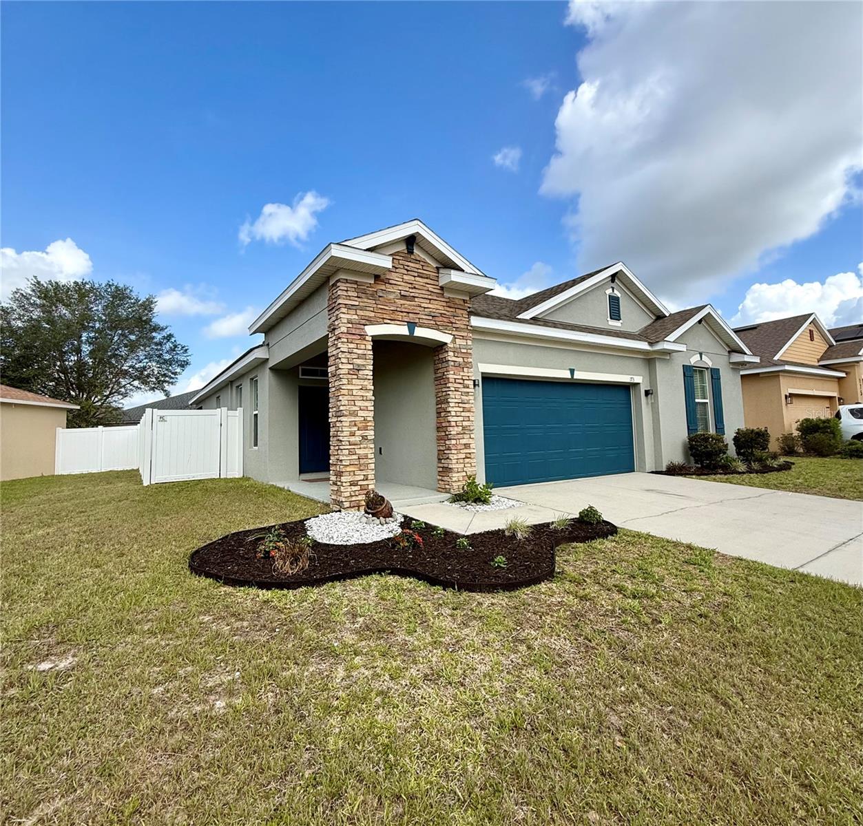 173 Tracy Circle, FL