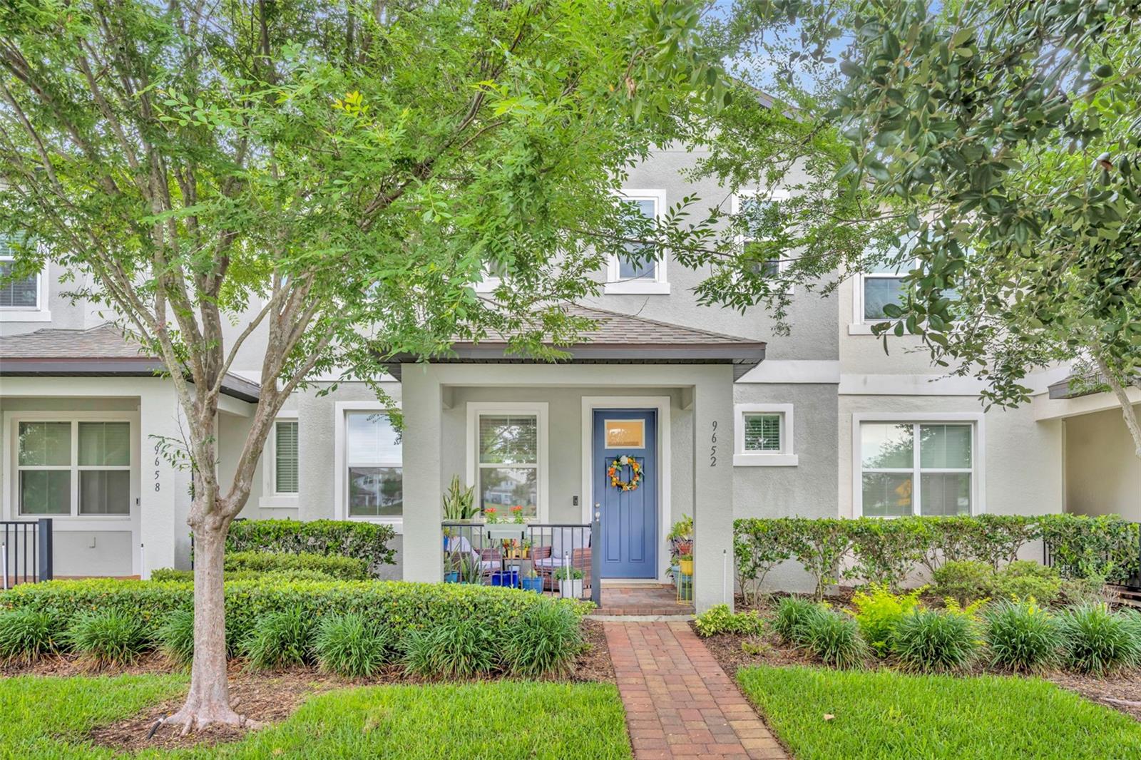 9652 Amber Chestnut Way, FL