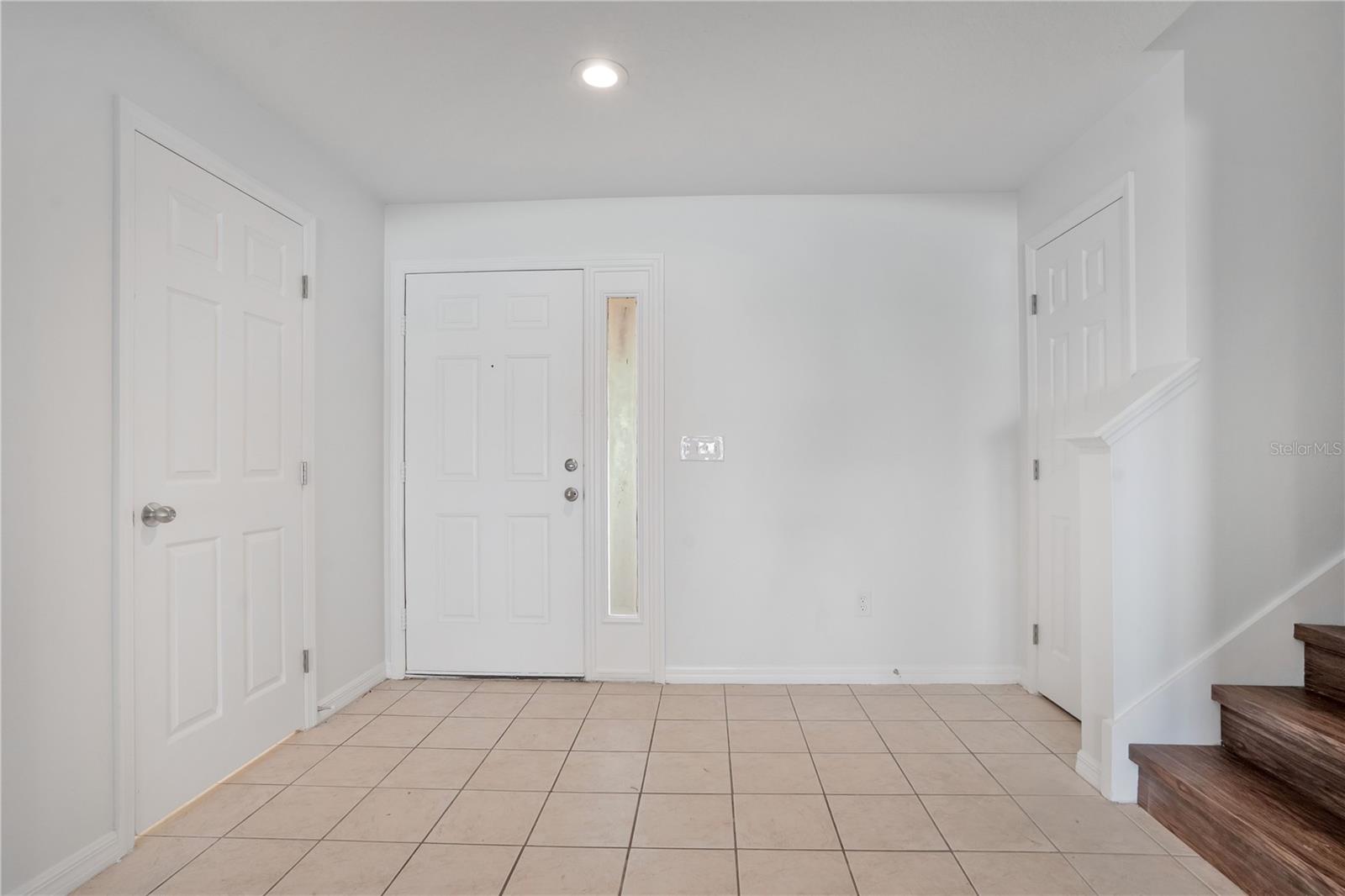 12012 Citrus Leaf Drive, FL