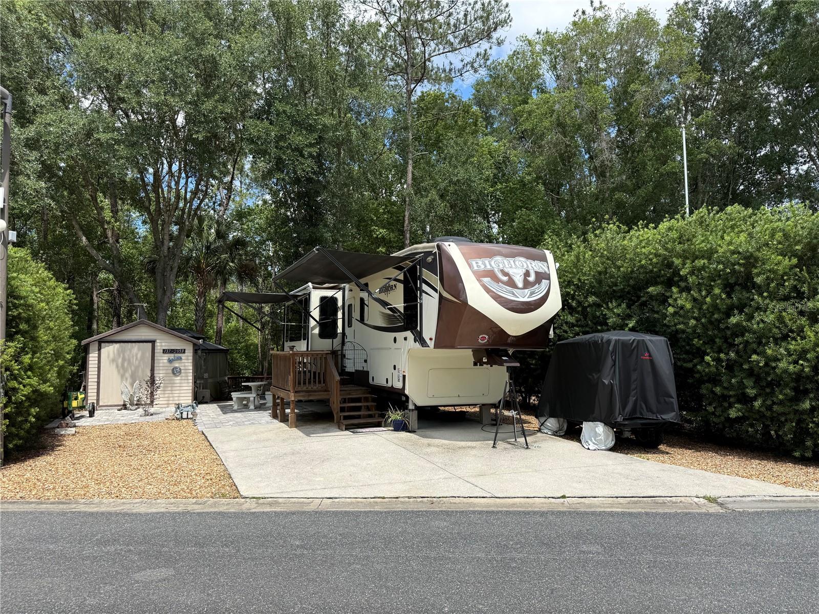 2853 Ne 104th Ter, FL