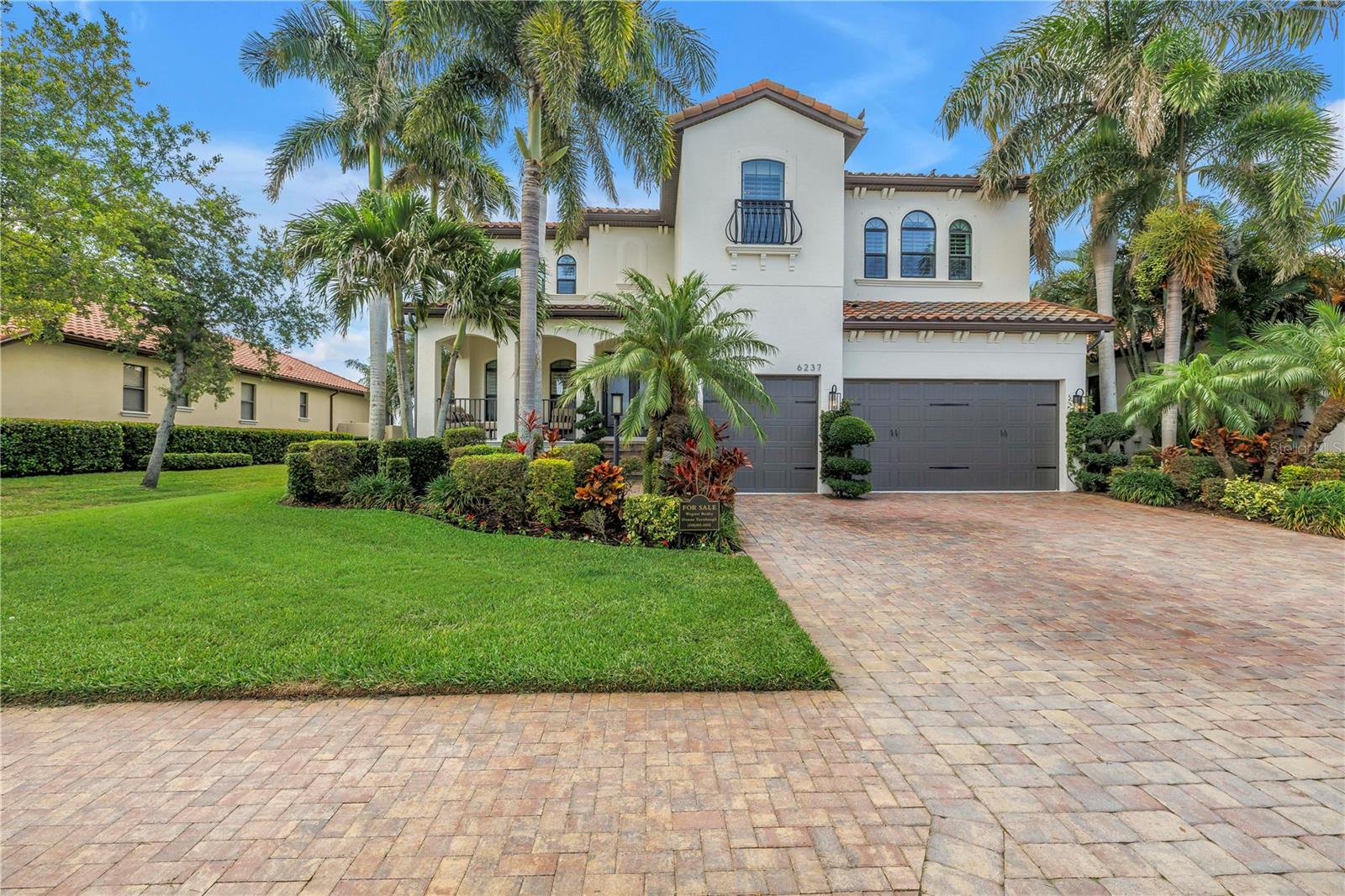 6237 Signature Pointe Lane, FL