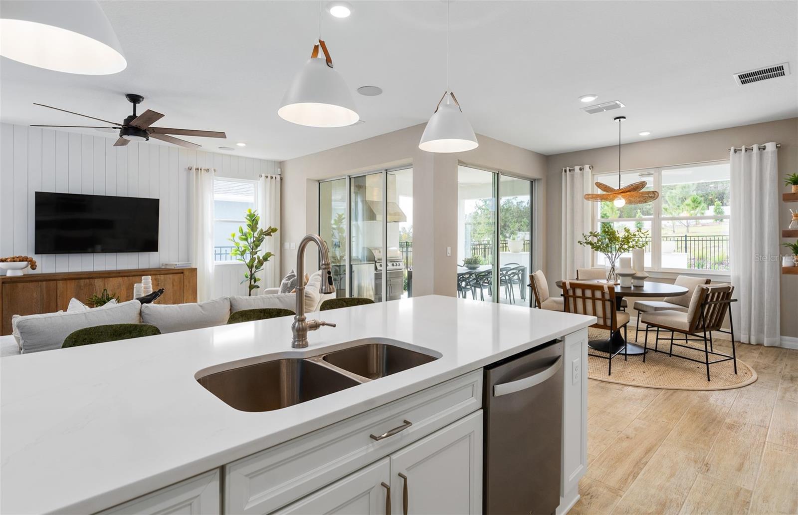 15318 Rising View Drive, FL